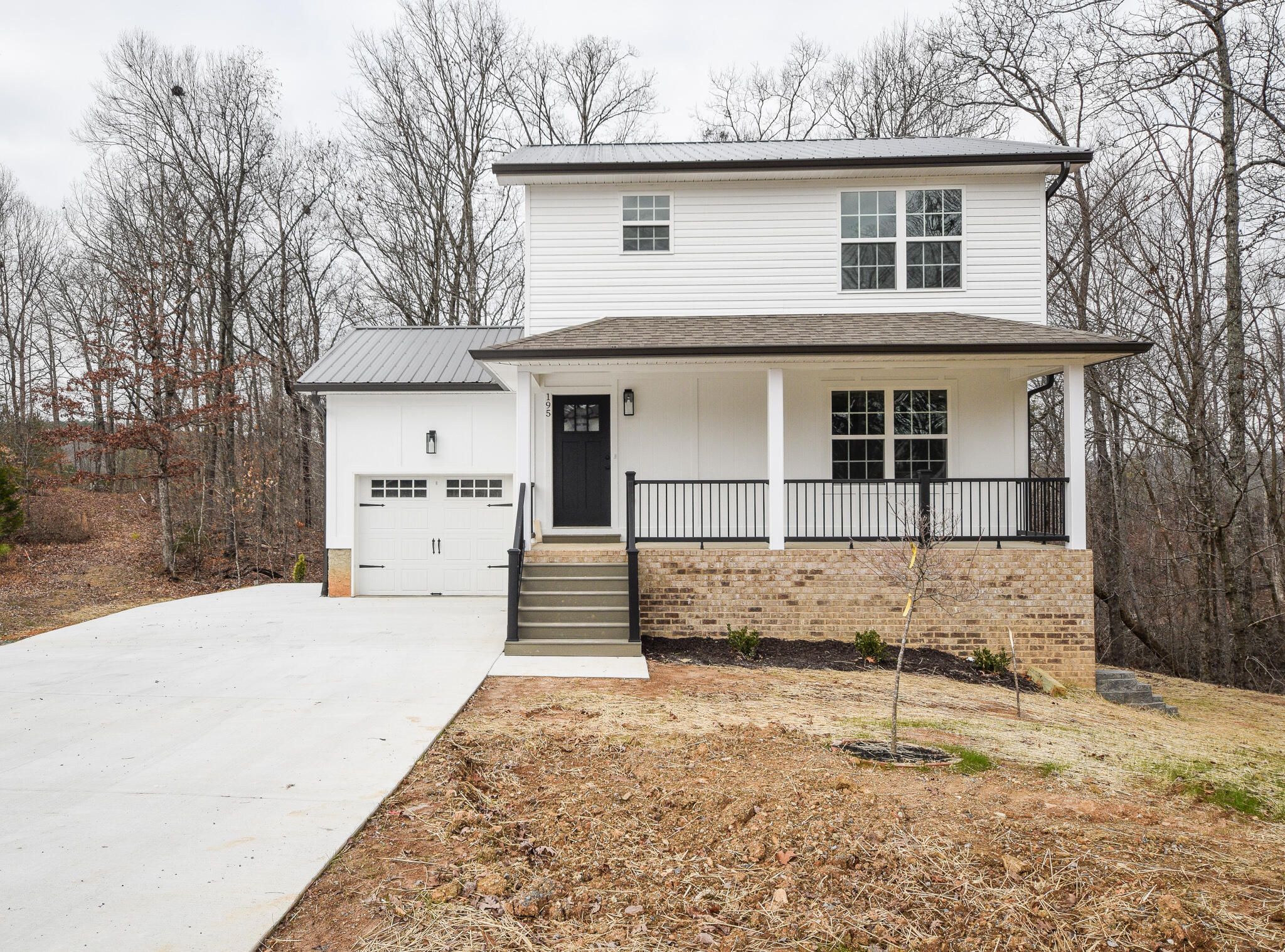 195 SW Silver Maple Circle
