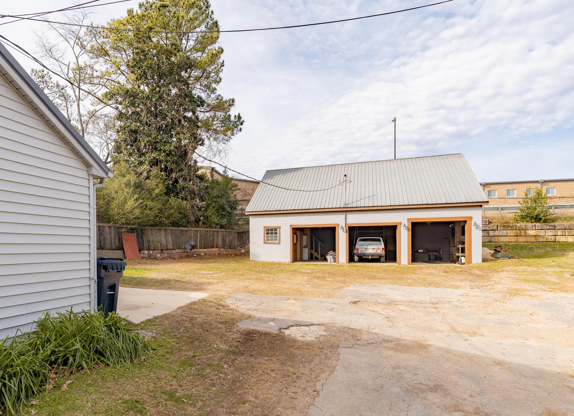 4925 Court Drive