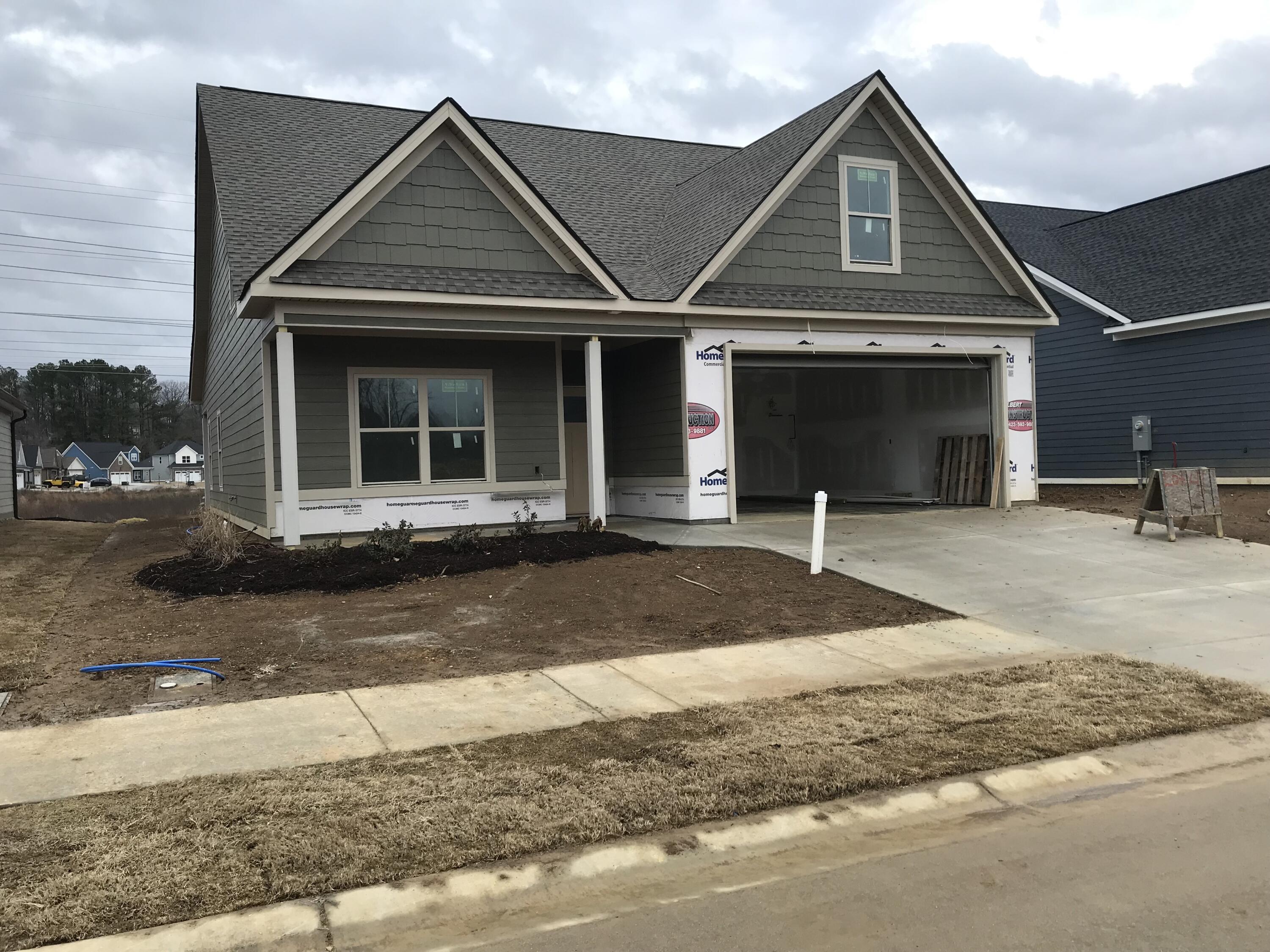 1052 Silverpine Drive, 41