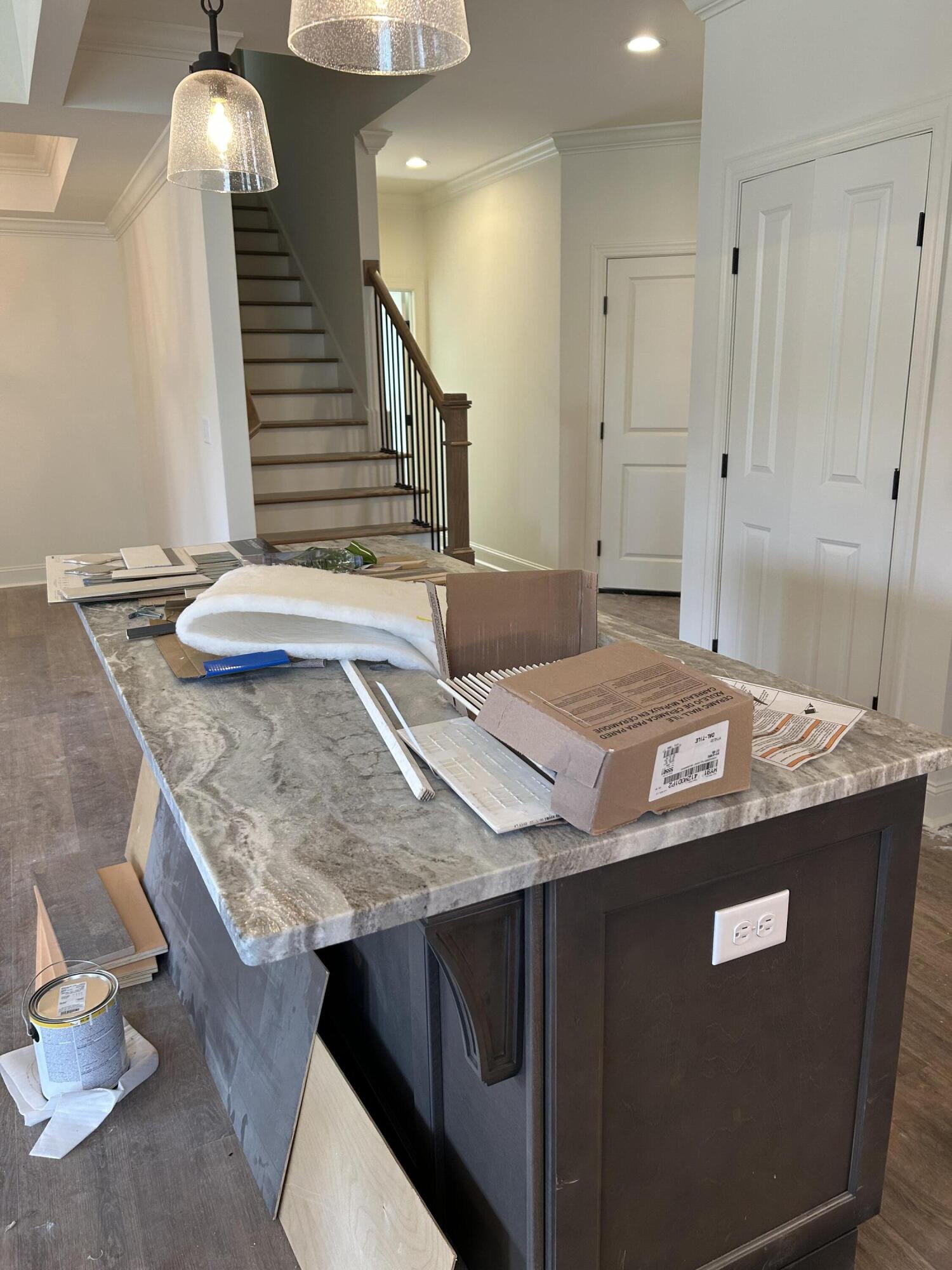 1052 Silverpine Drive, 41