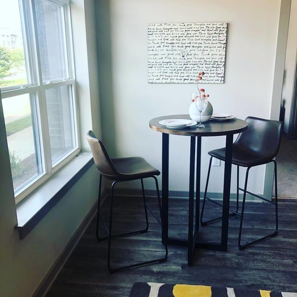 782 Riverfront Parkway, 106