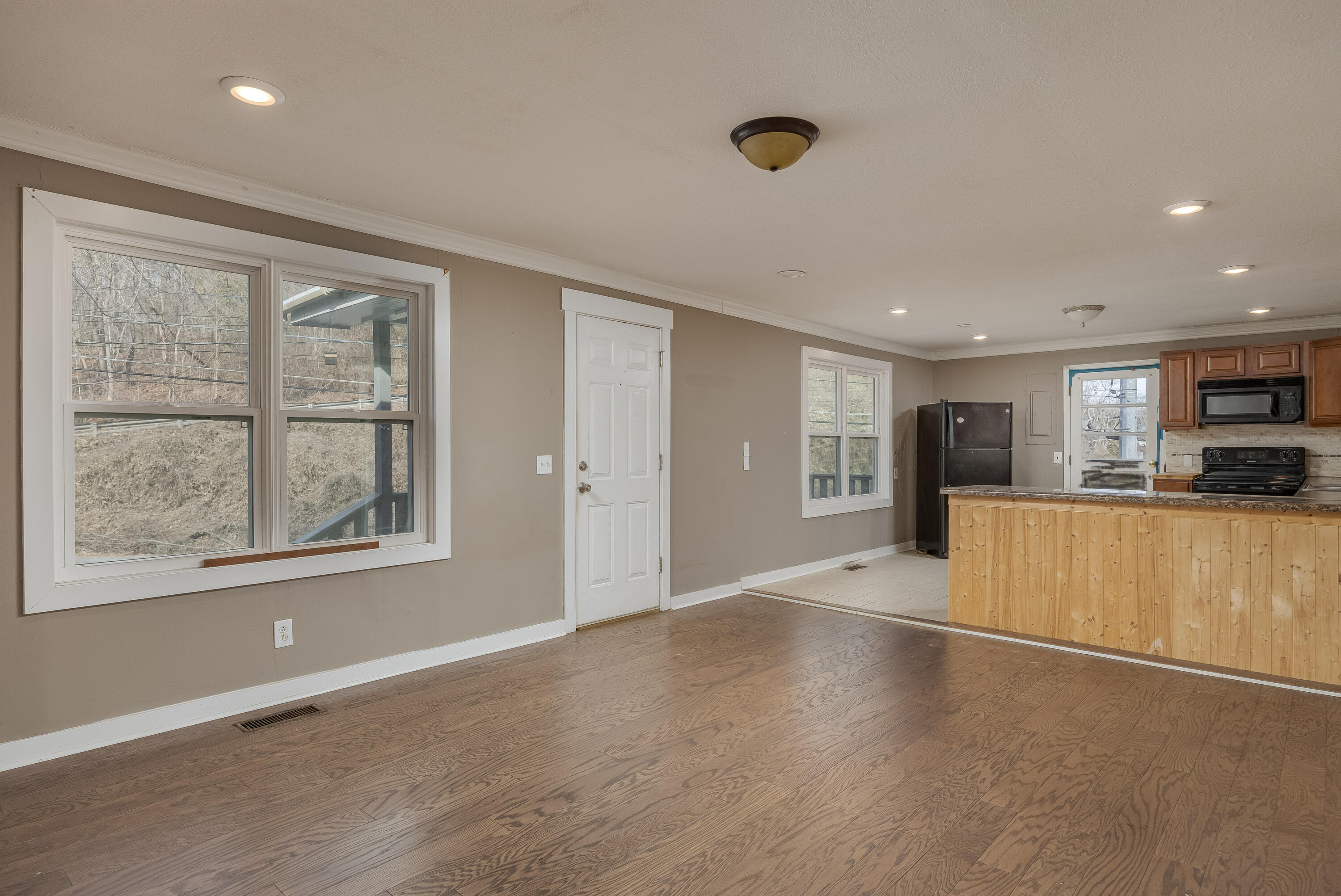 1100 Old Pineville Road
