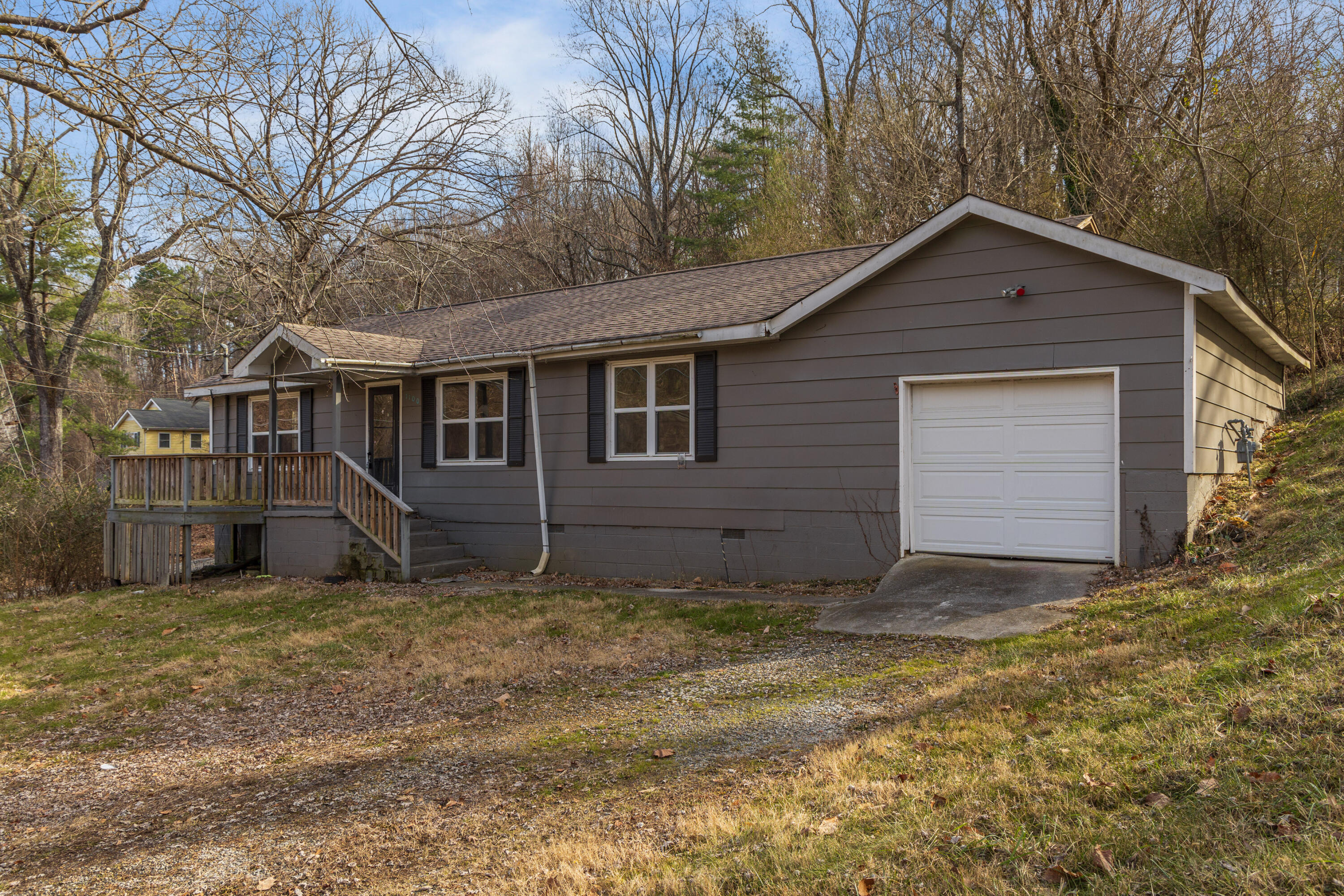1100 Old Pineville Road