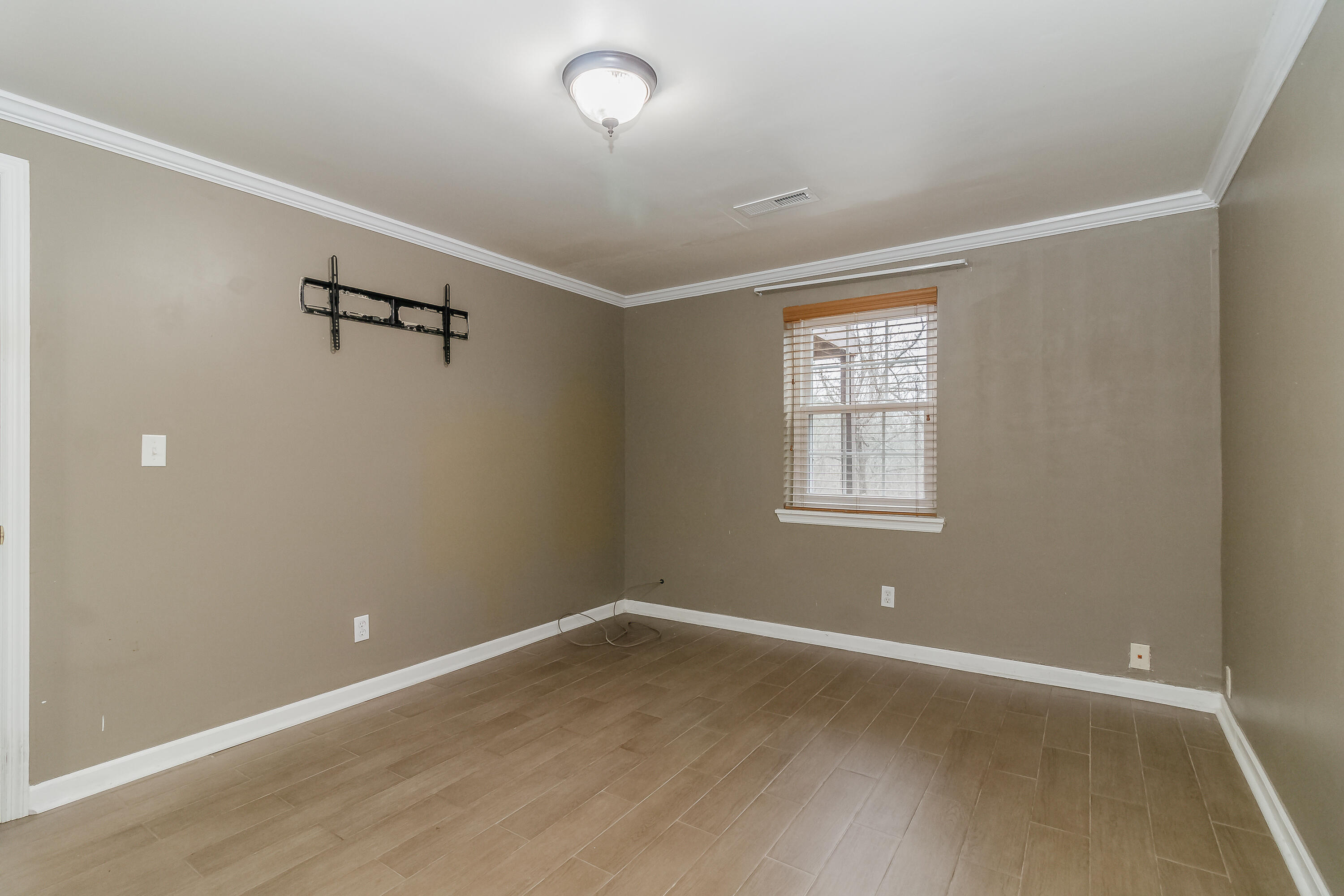 745 Woodgate Road