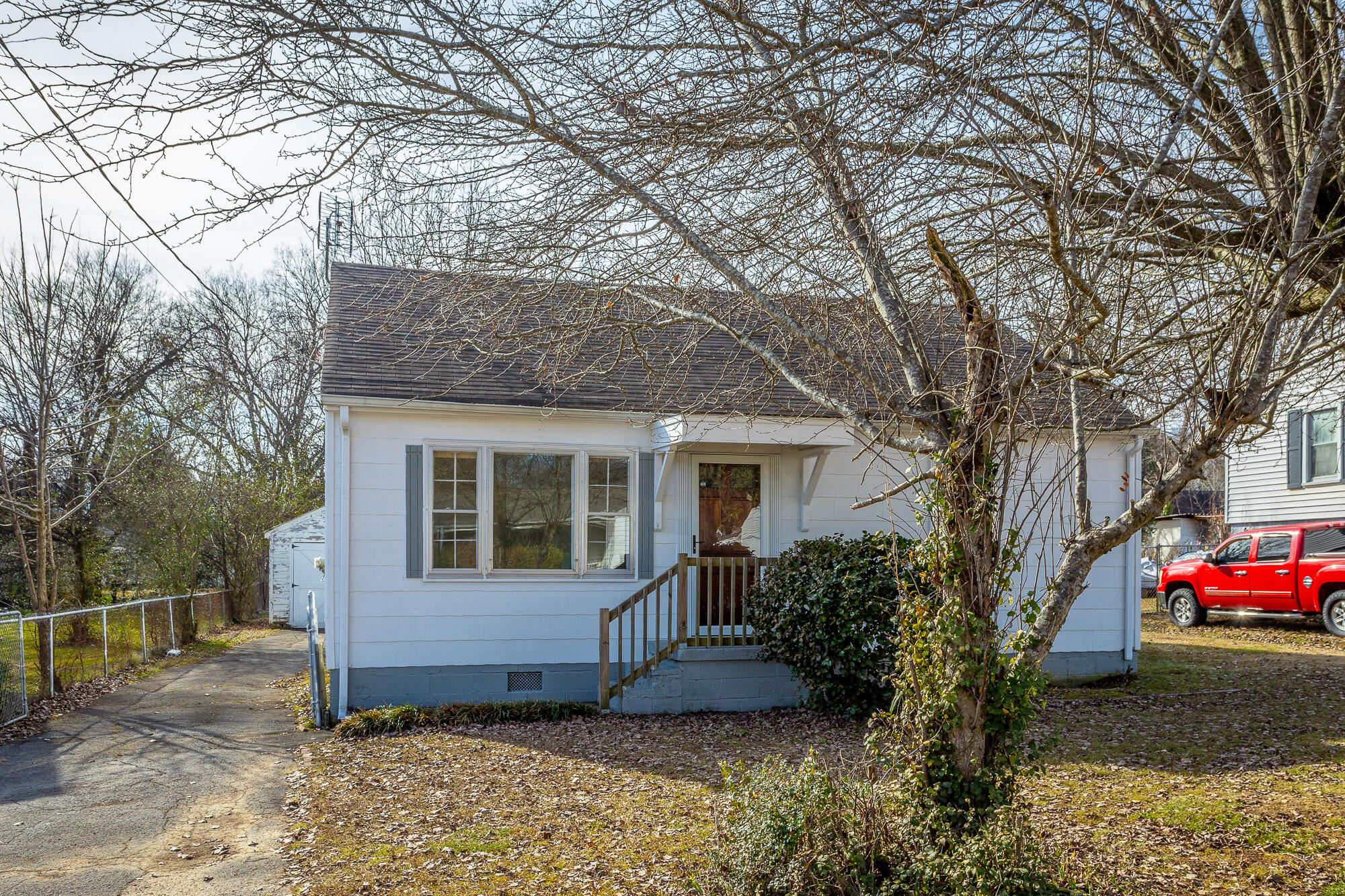 4210 Ealy Road