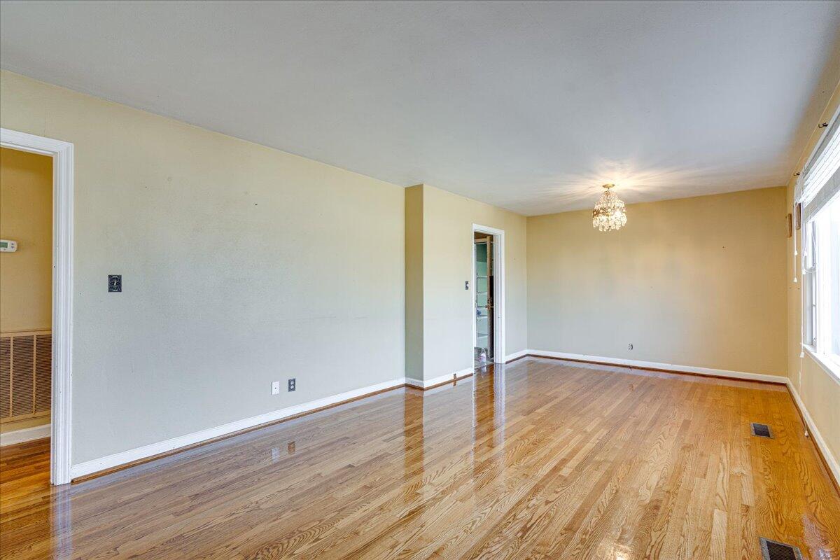 1426 Ely Road