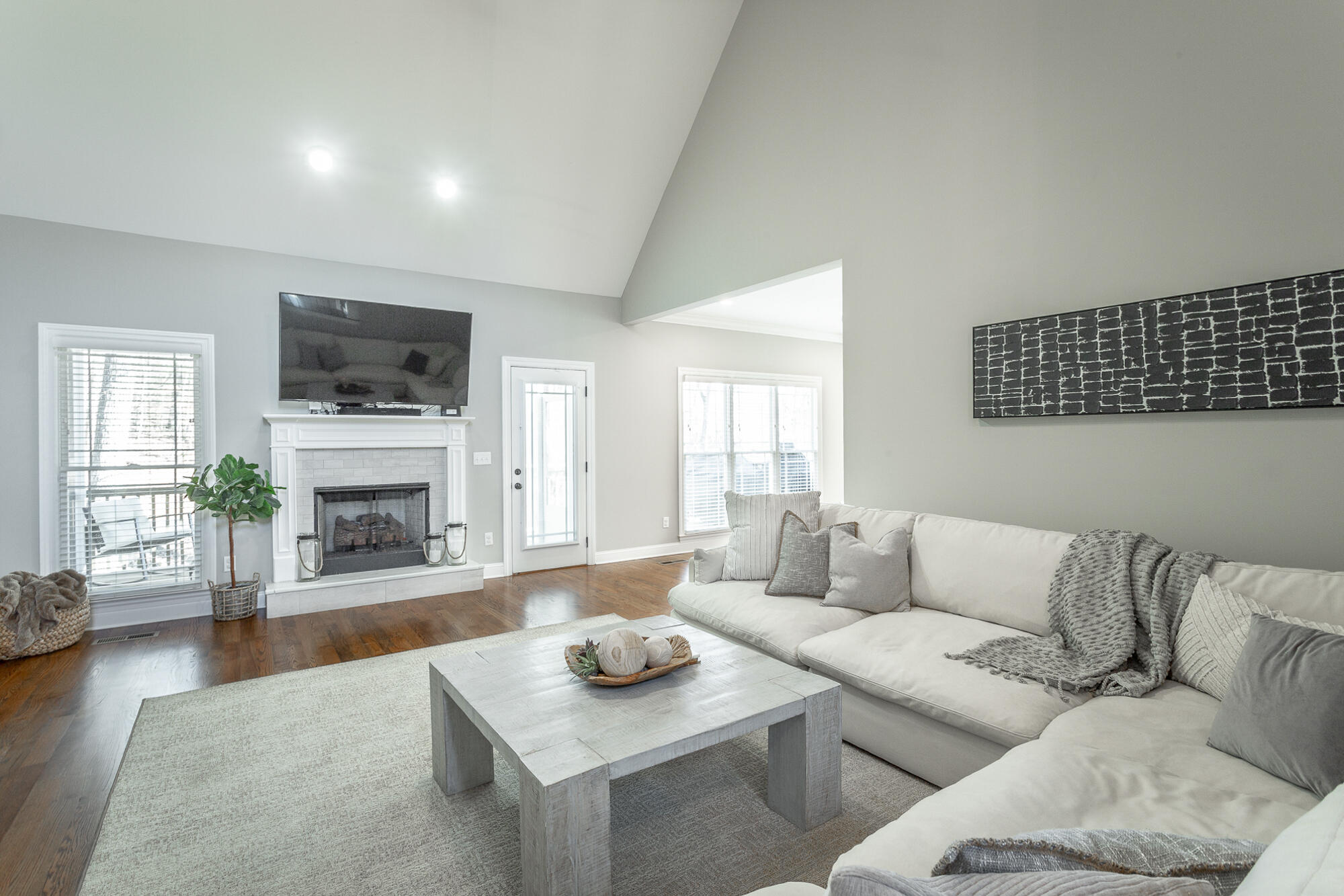 584 Canyon Edge Lane