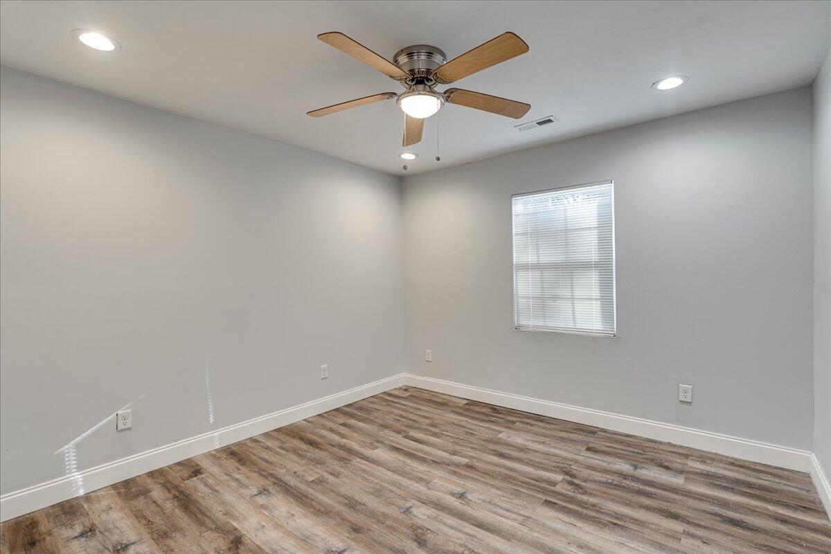 6 Bragg Circle