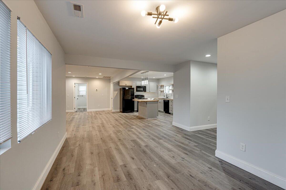6 Bragg Circle