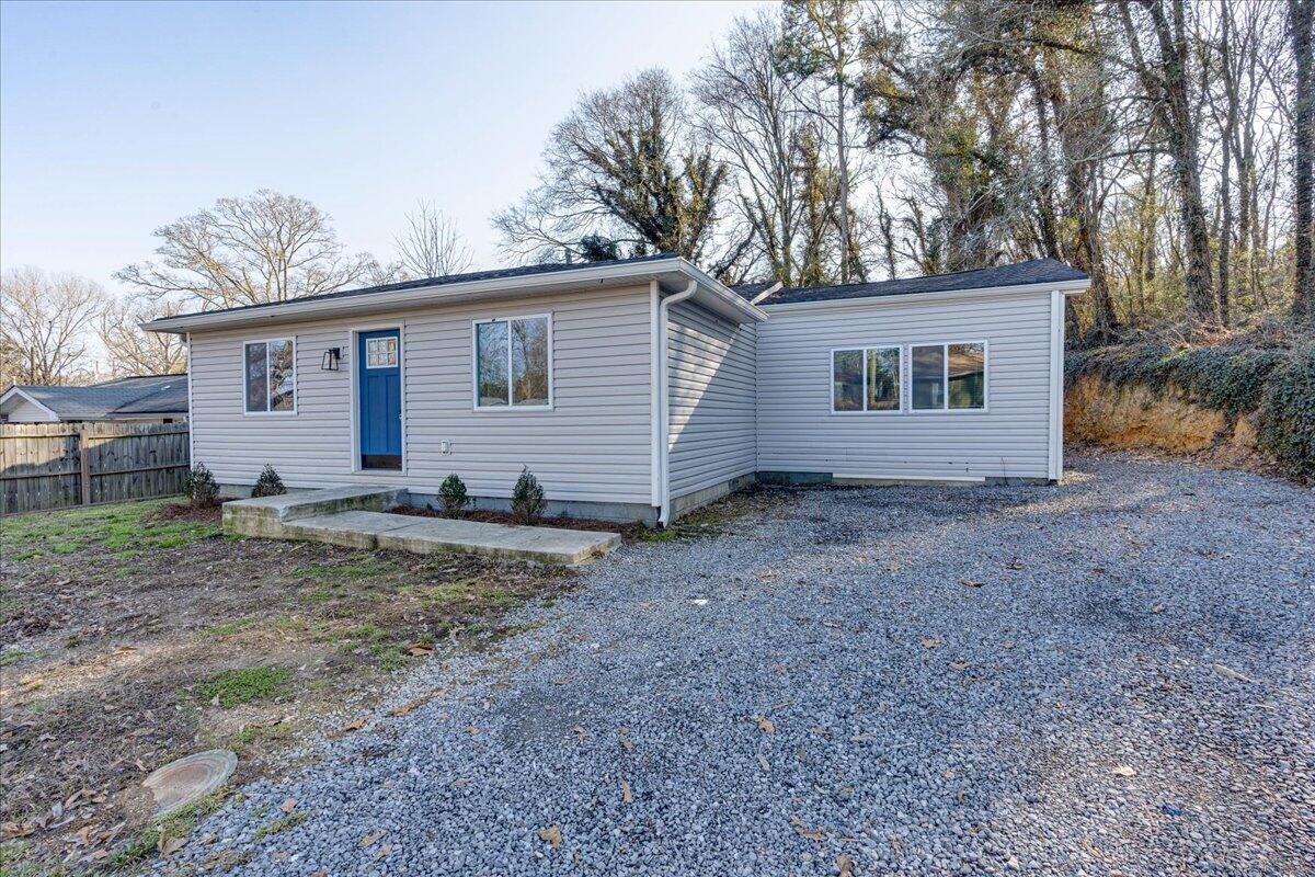 6 Bragg Circle