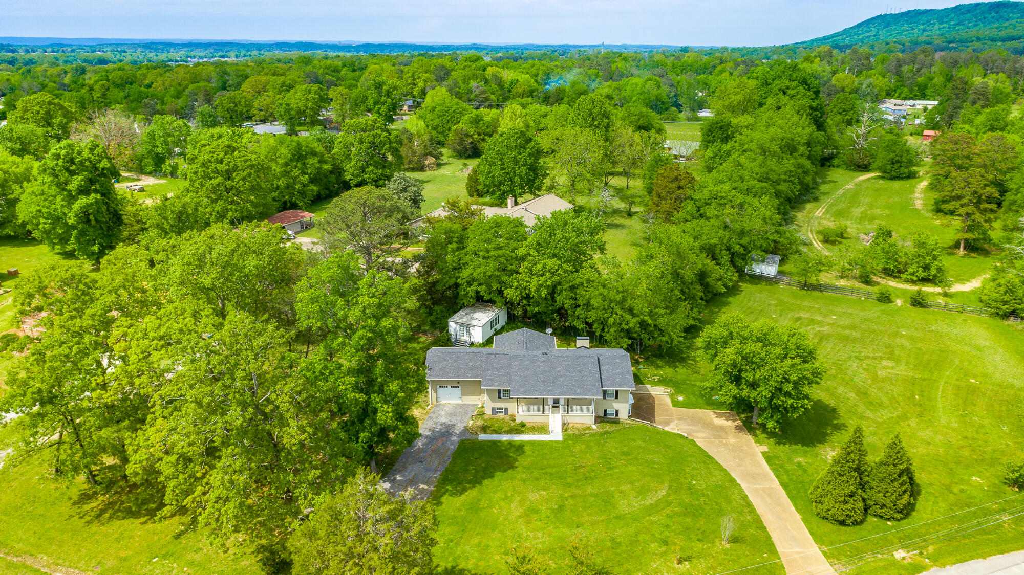 9017 Pleasant Lane