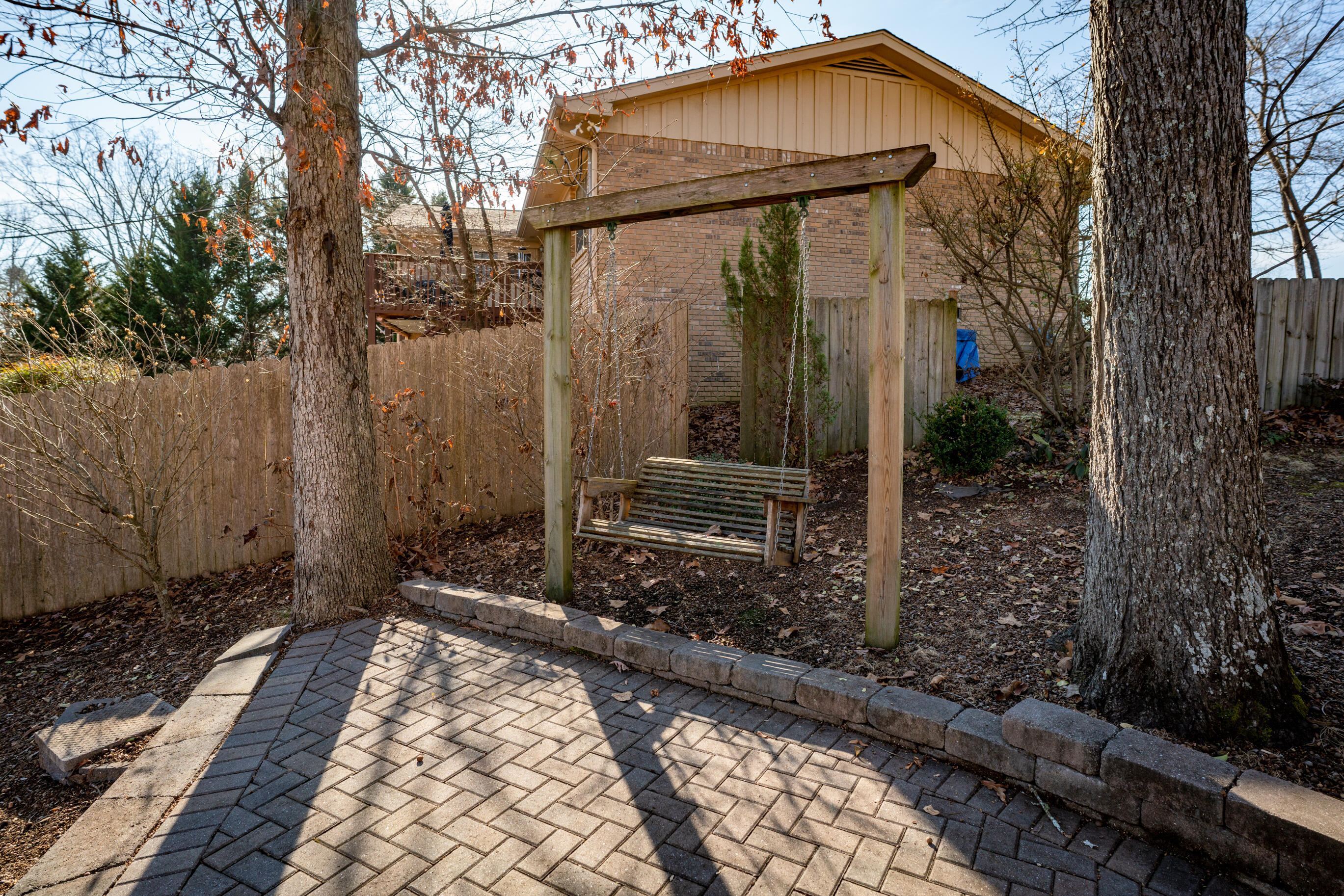 3624 Glen Oaks Drive