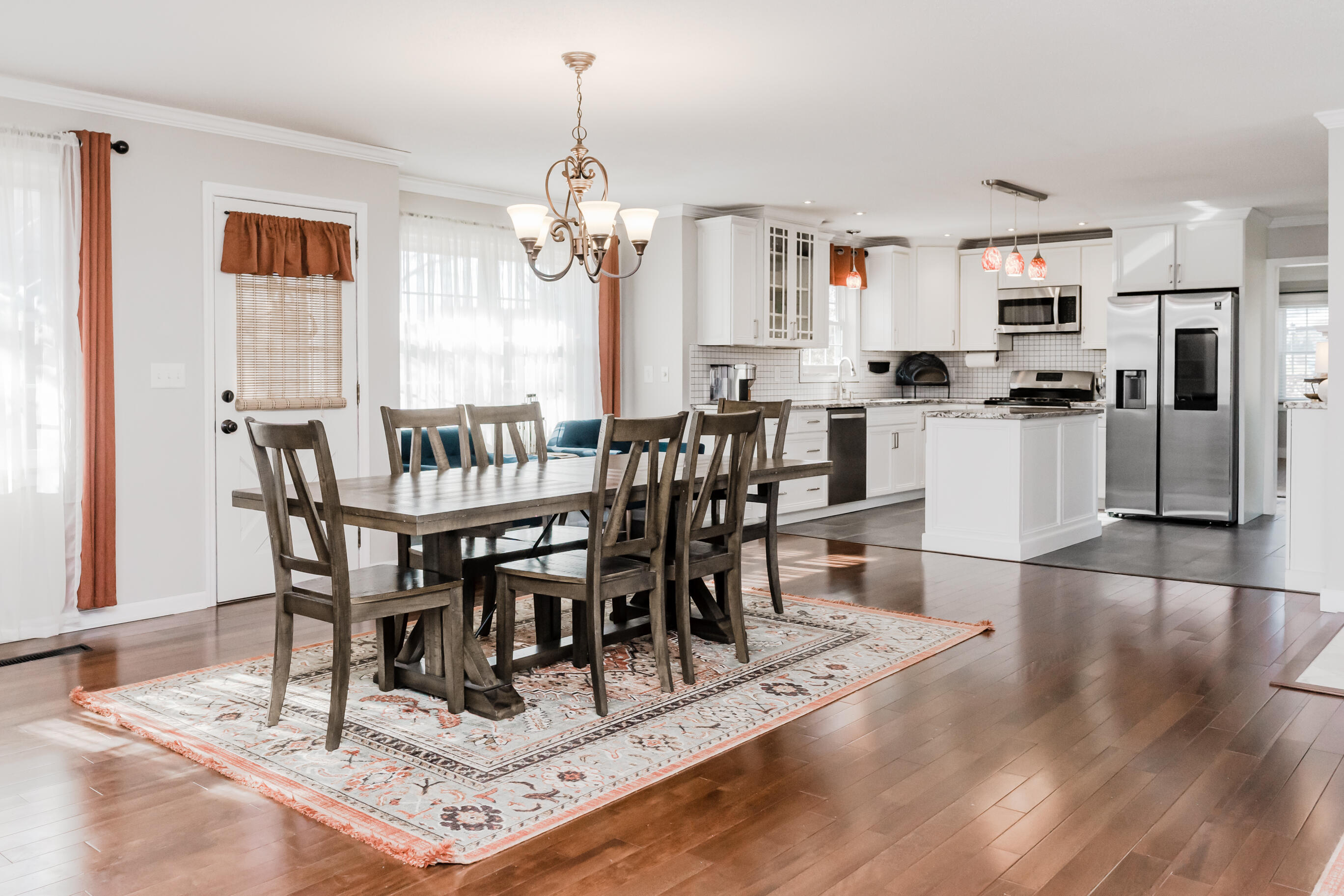 3624 Glen Oaks Drive
