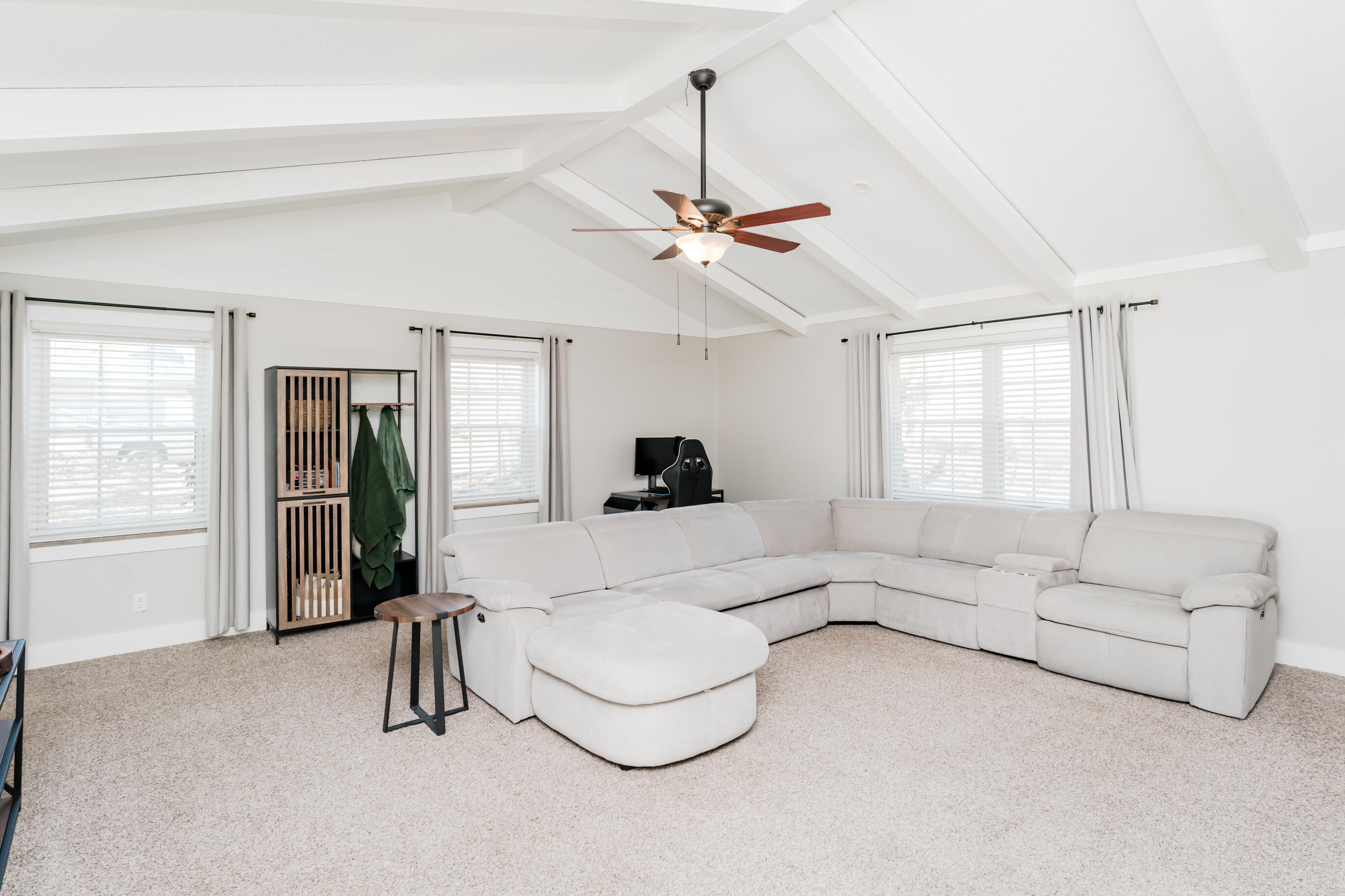 3624 Glen Oaks Drive