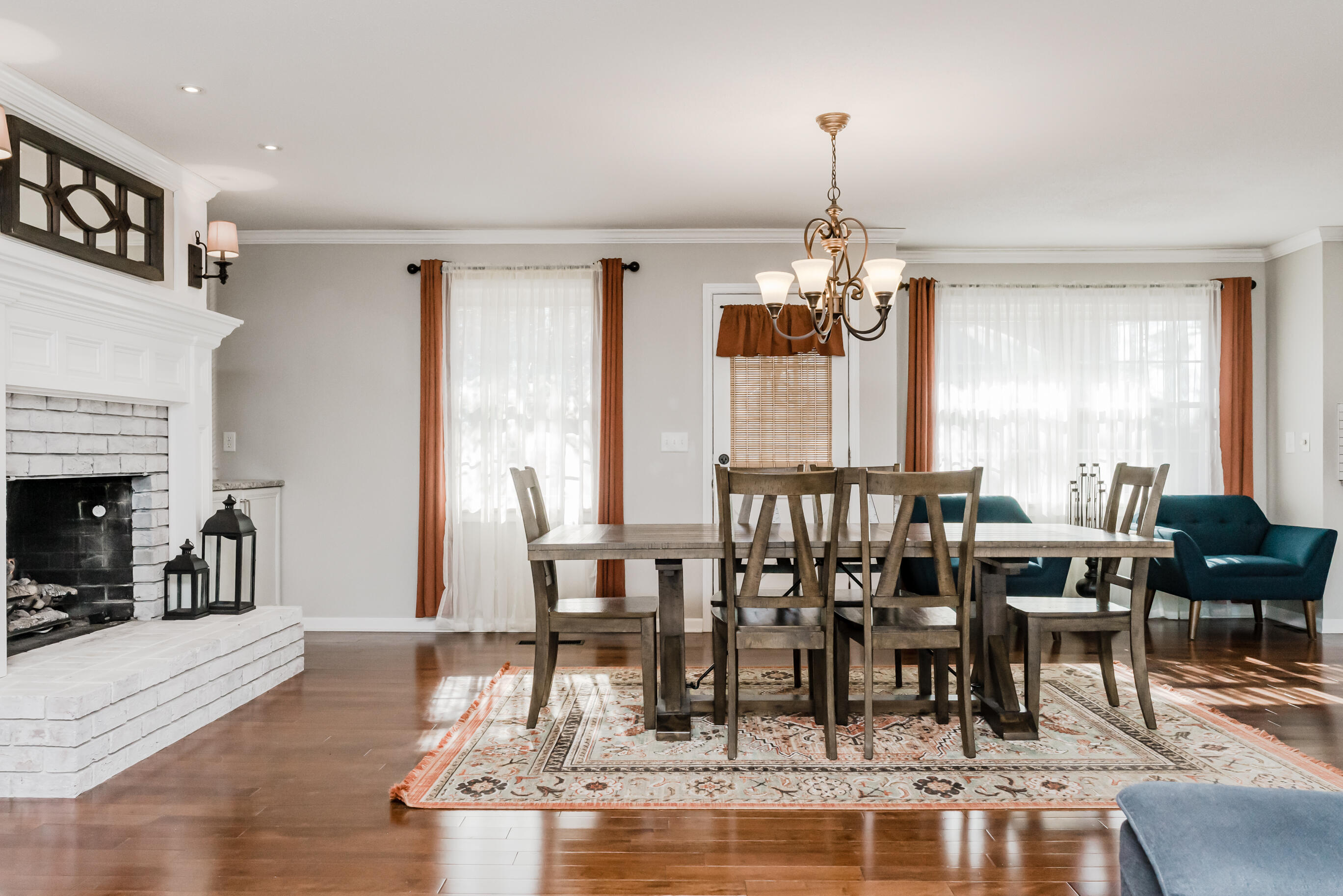 3624 Glen Oaks Drive