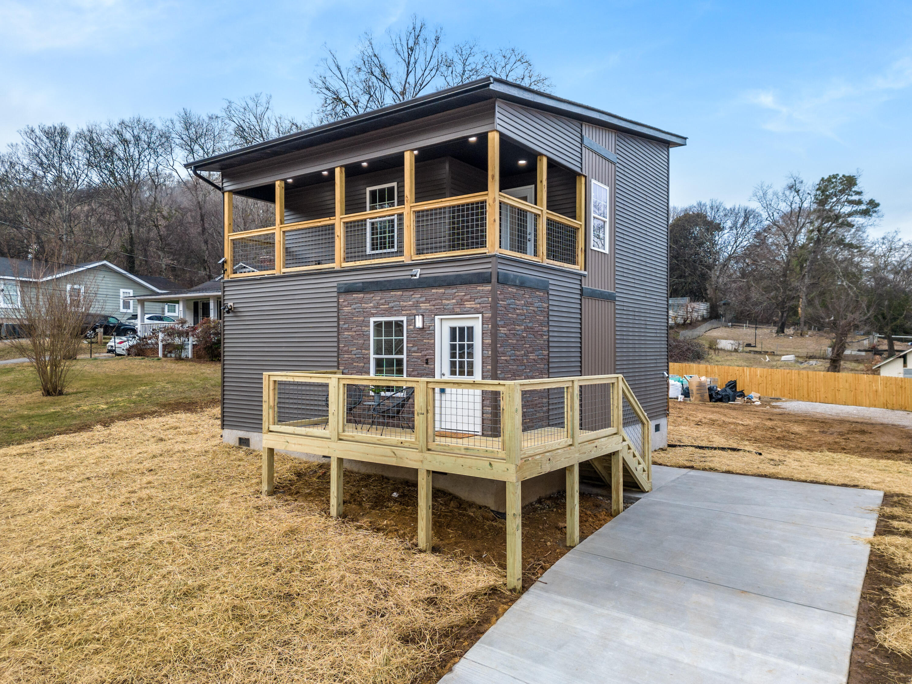 3911 Meadow Lane