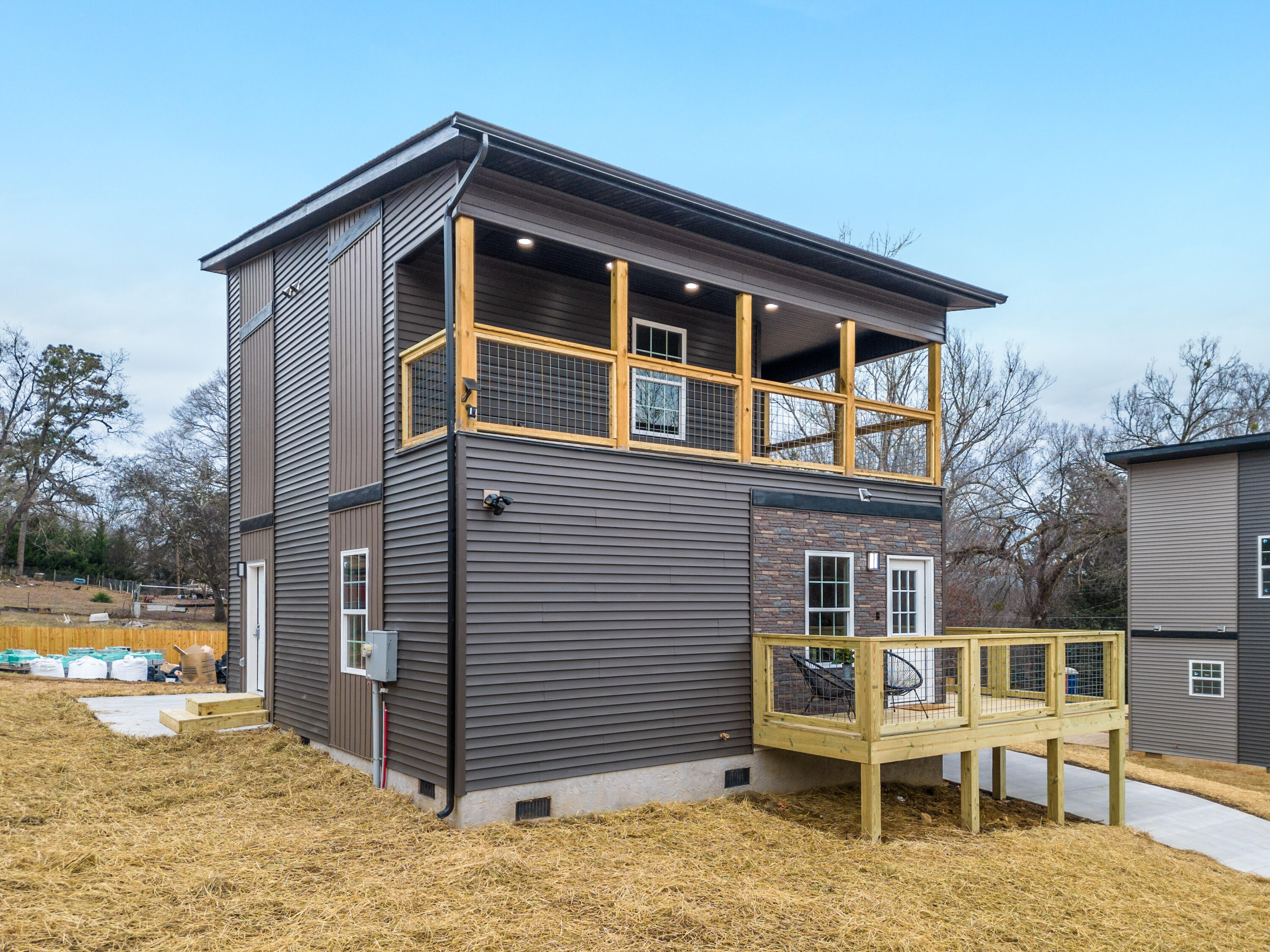 3911 Meadow Lane