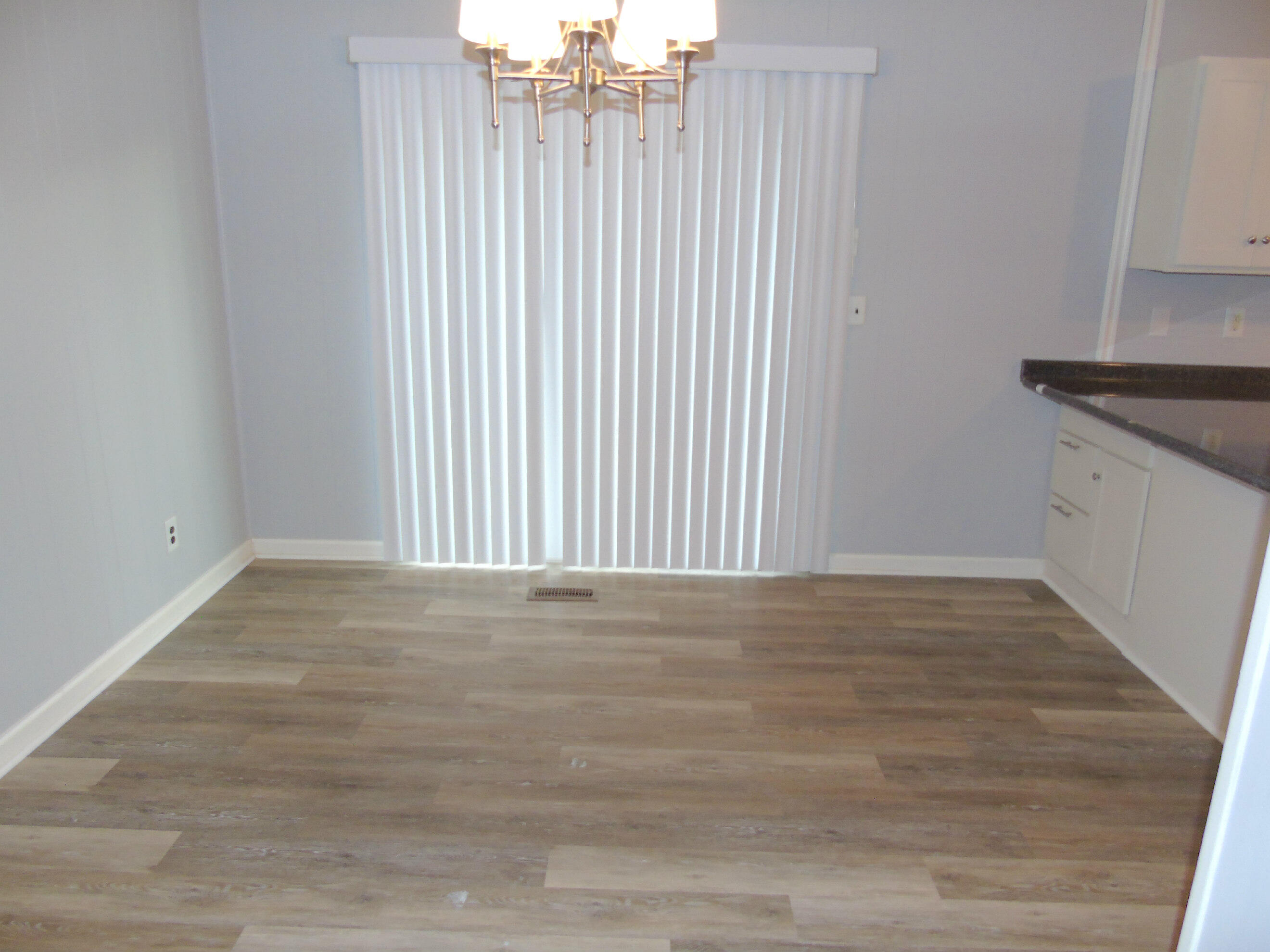 8428 Dunnhill Lane