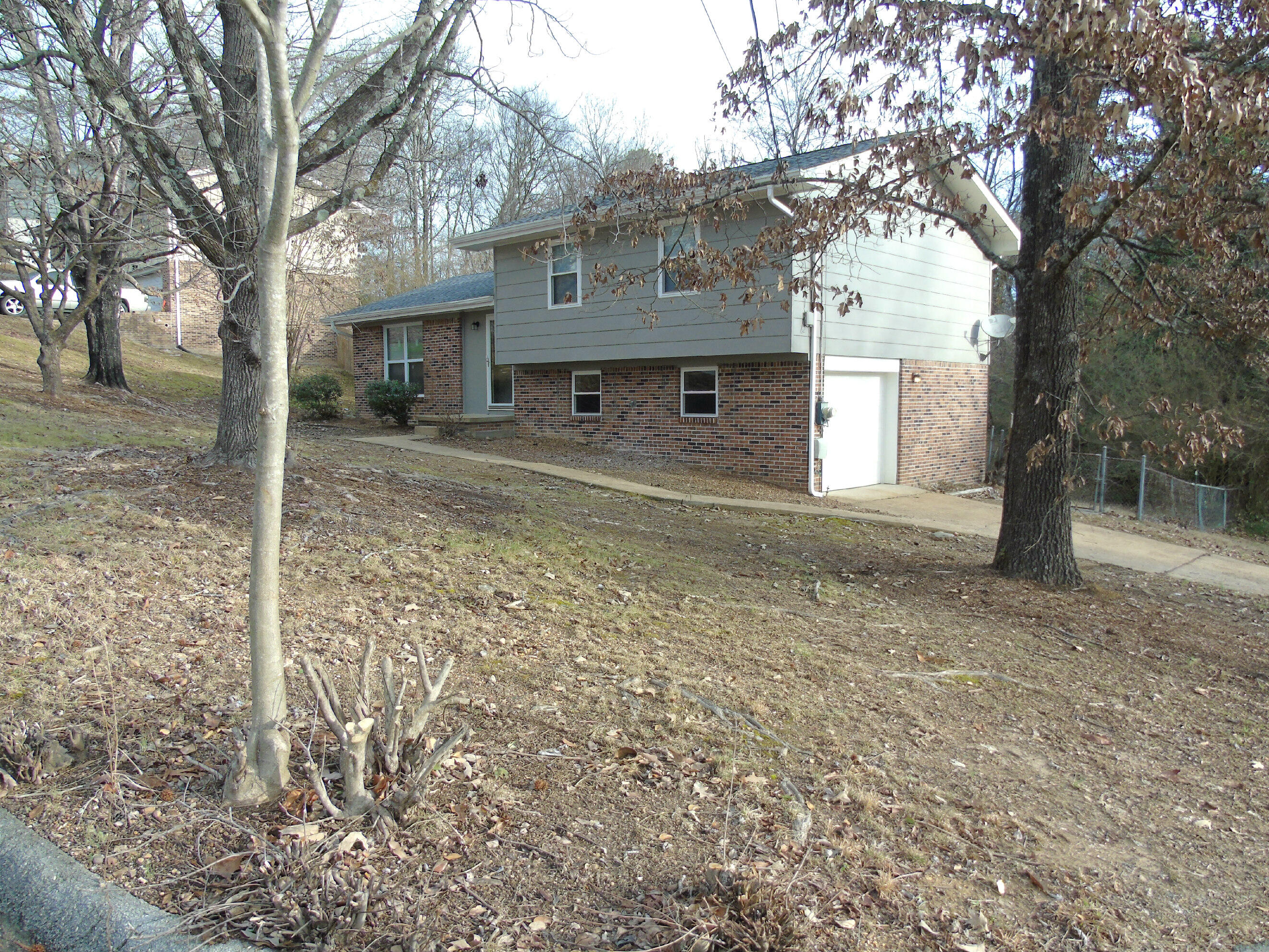 8428 Dunnhill Lane