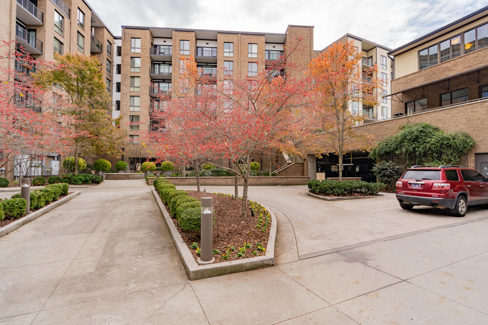 200 Manufacturers Road, Apt 213