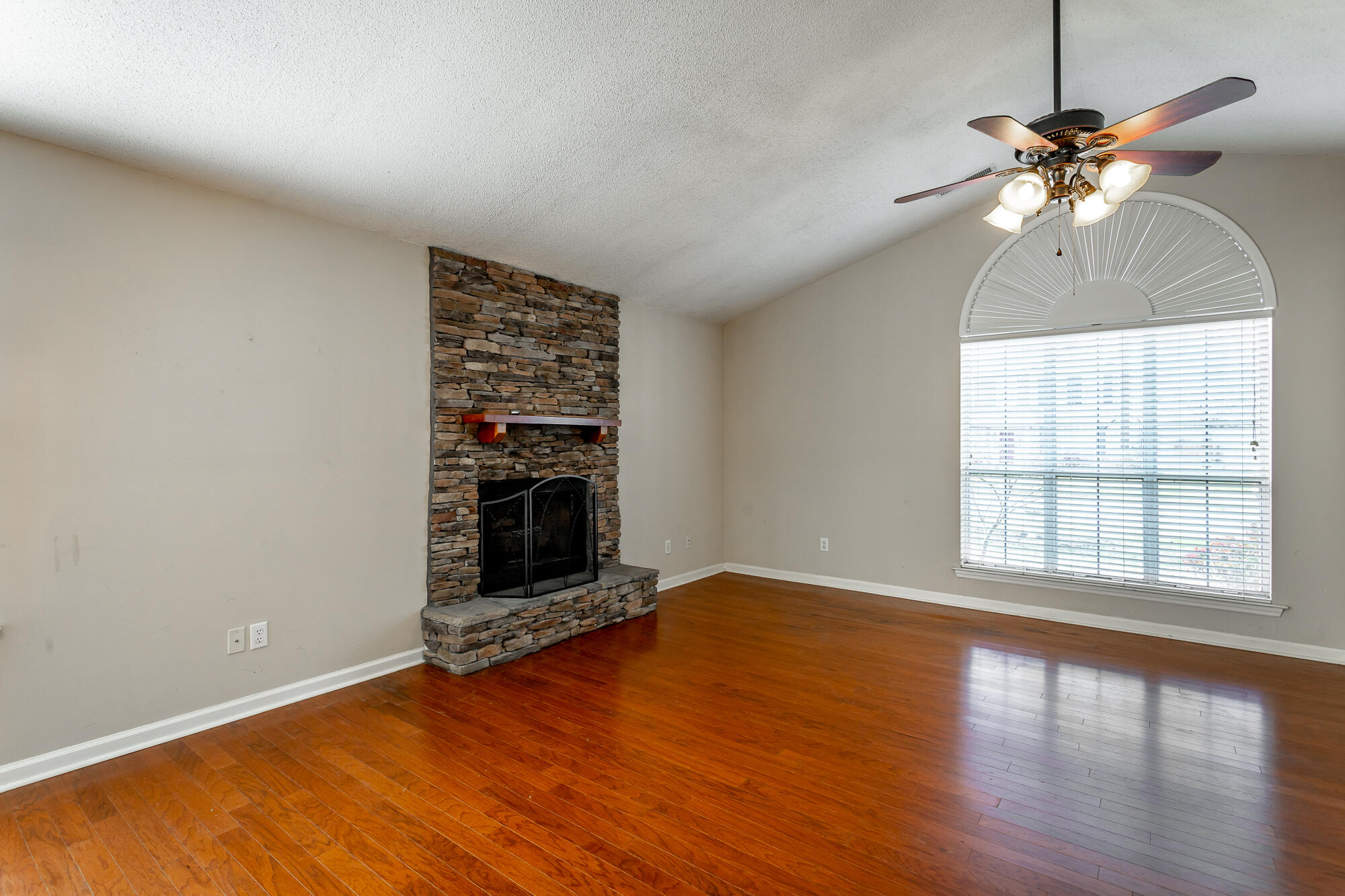 426 Cedar Glen Circle