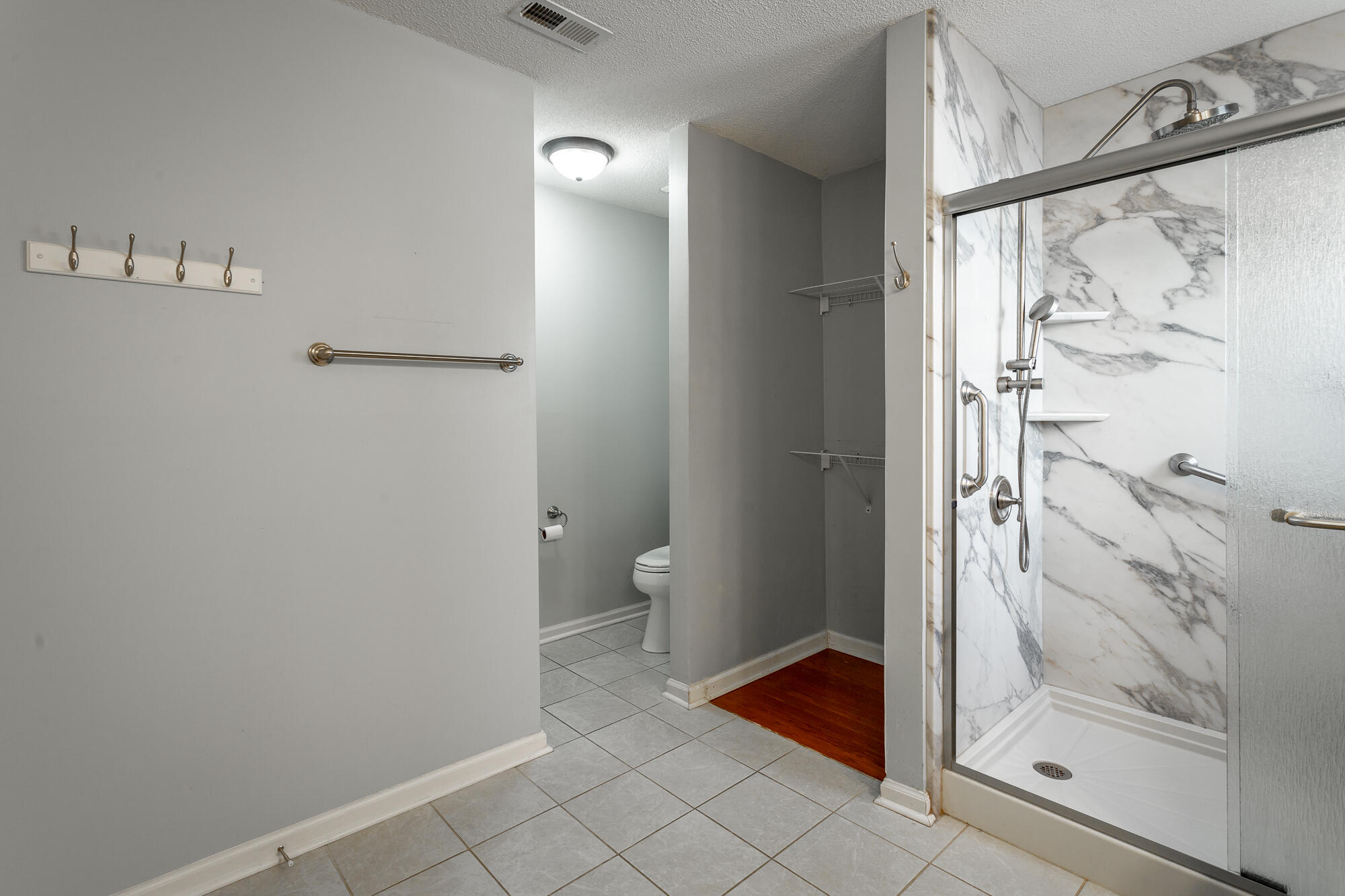 426 Cedar Glen Circle