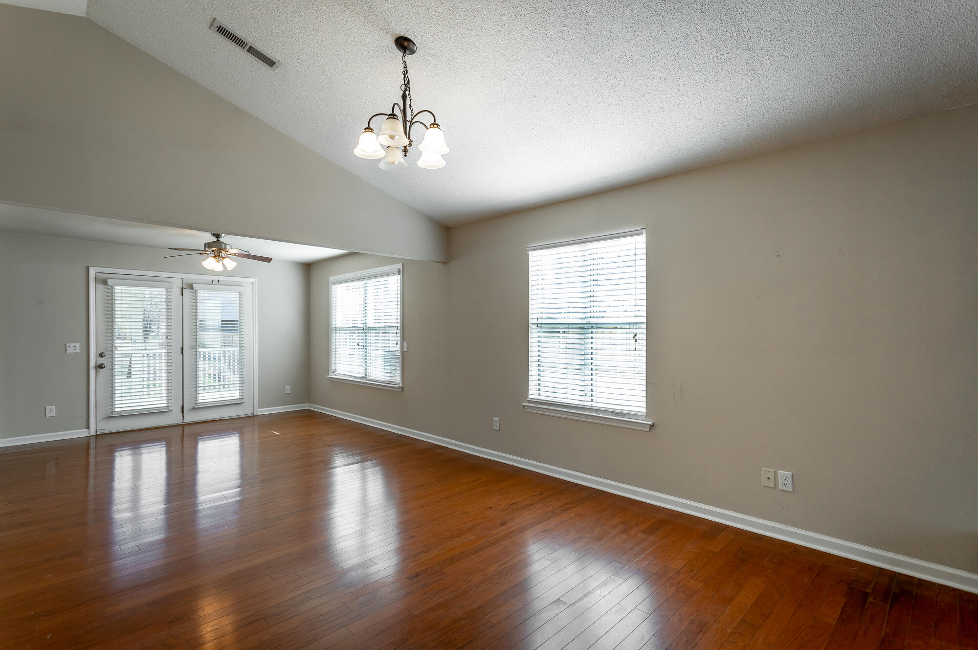 426 Cedar Glen Circle