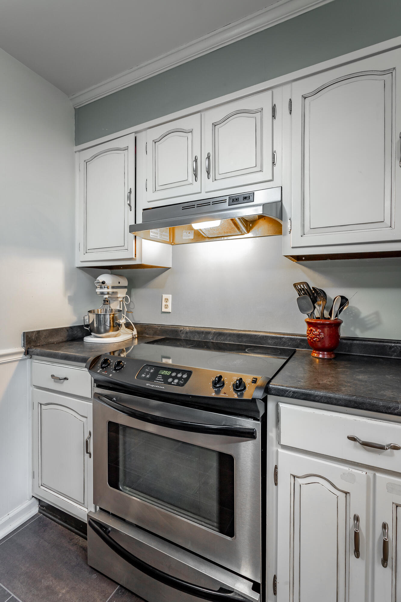 3009 Lancaster Circle