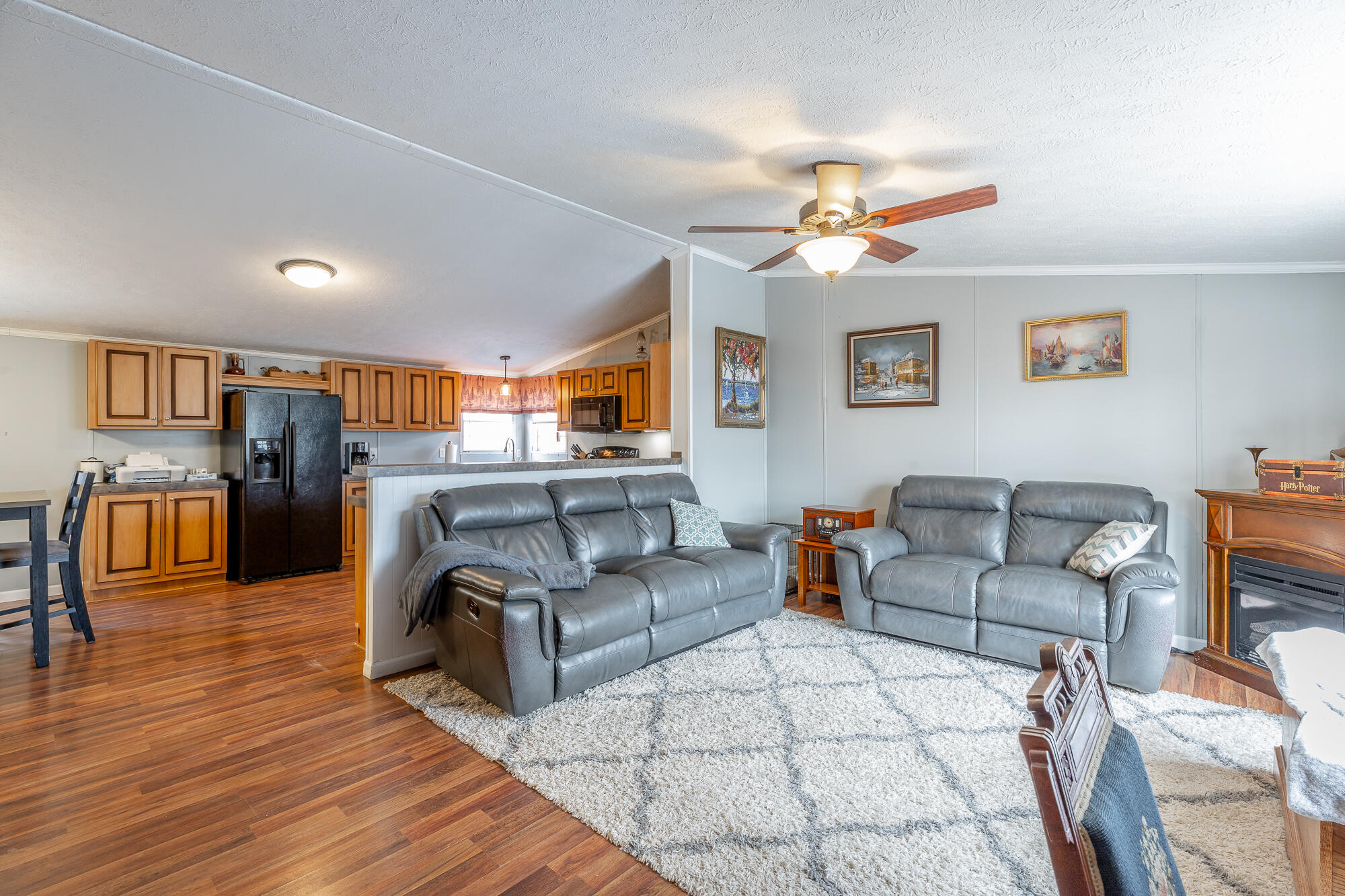 1070 N Pryor Cove Road