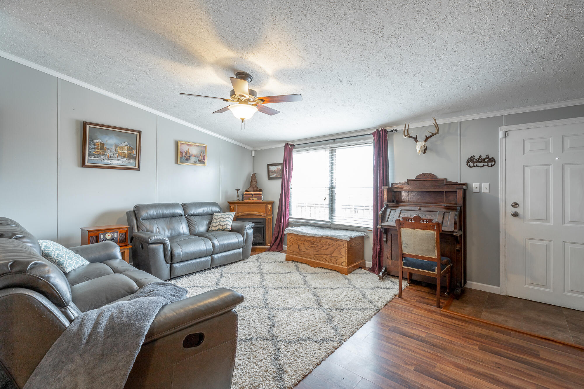 1070 N Pryor Cove Road