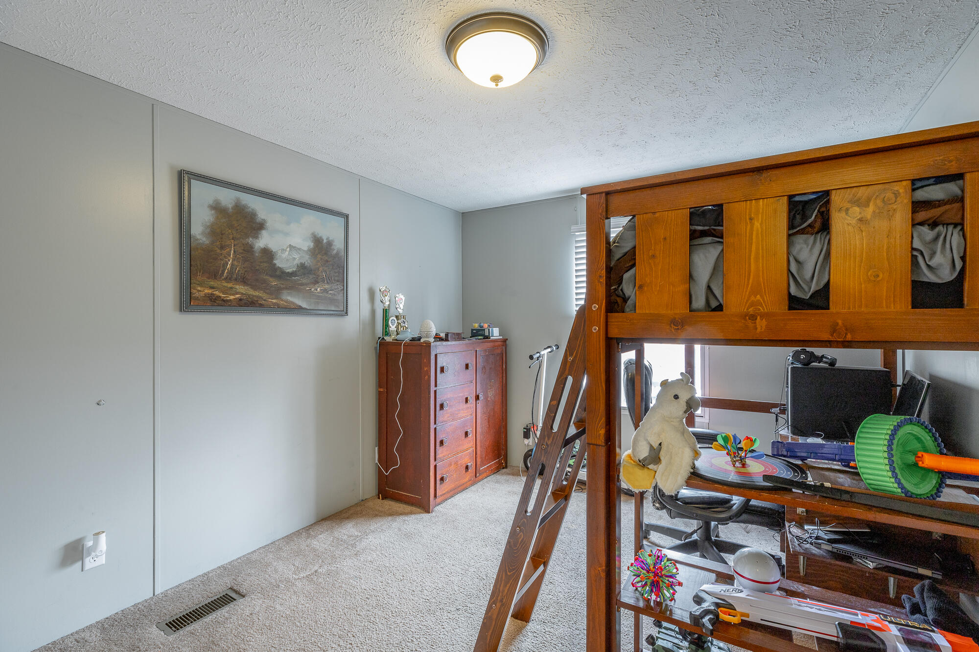 1070 N Pryor Cove Road