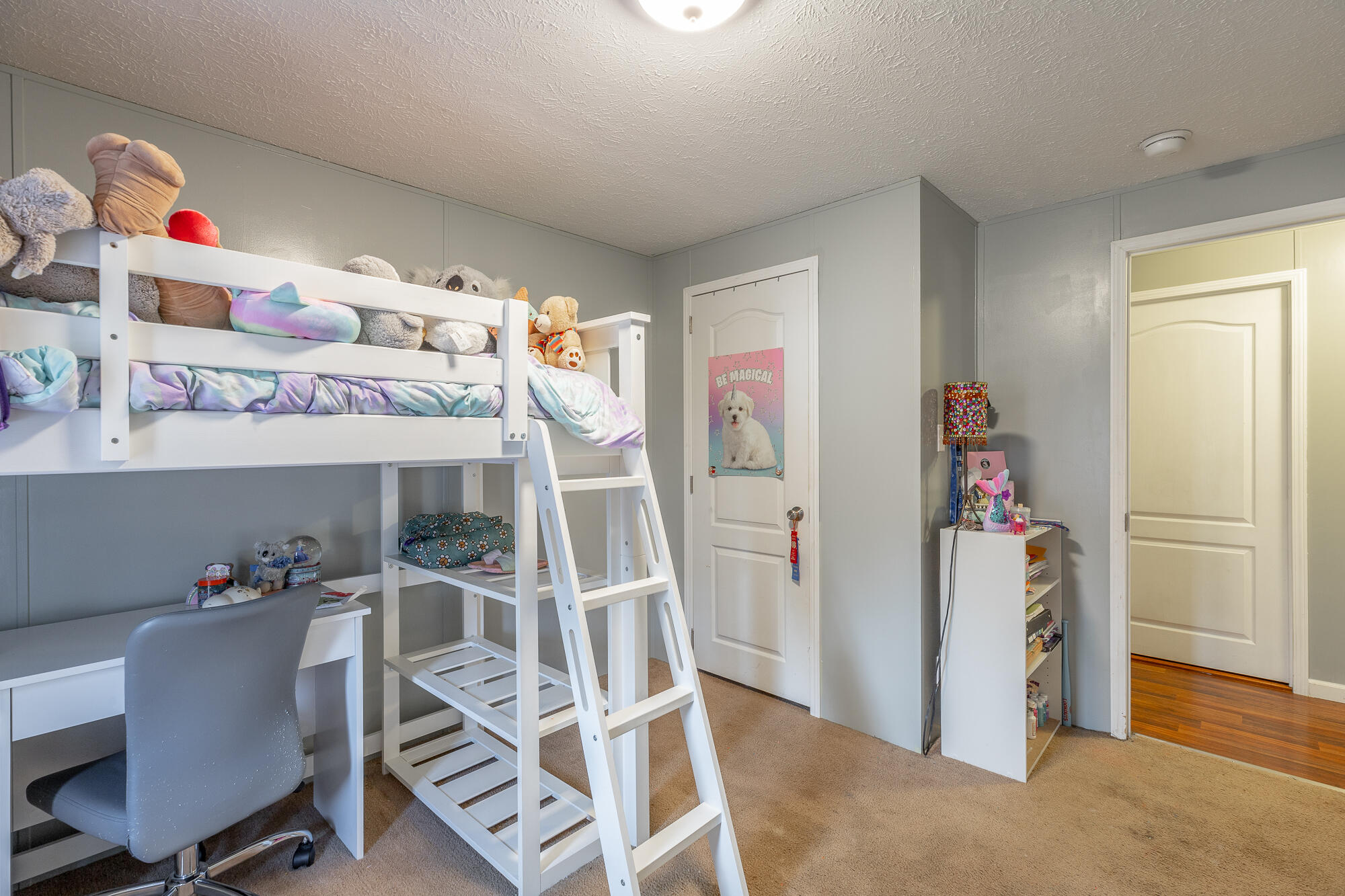 1070 N Pryor Cove Road