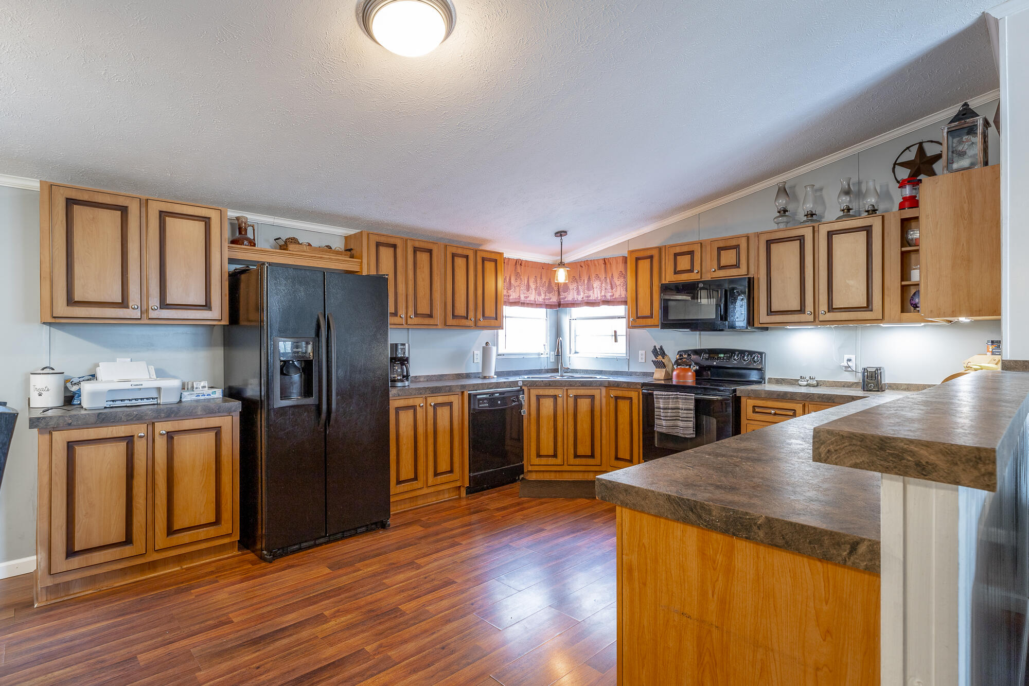 1070 N Pryor Cove Road