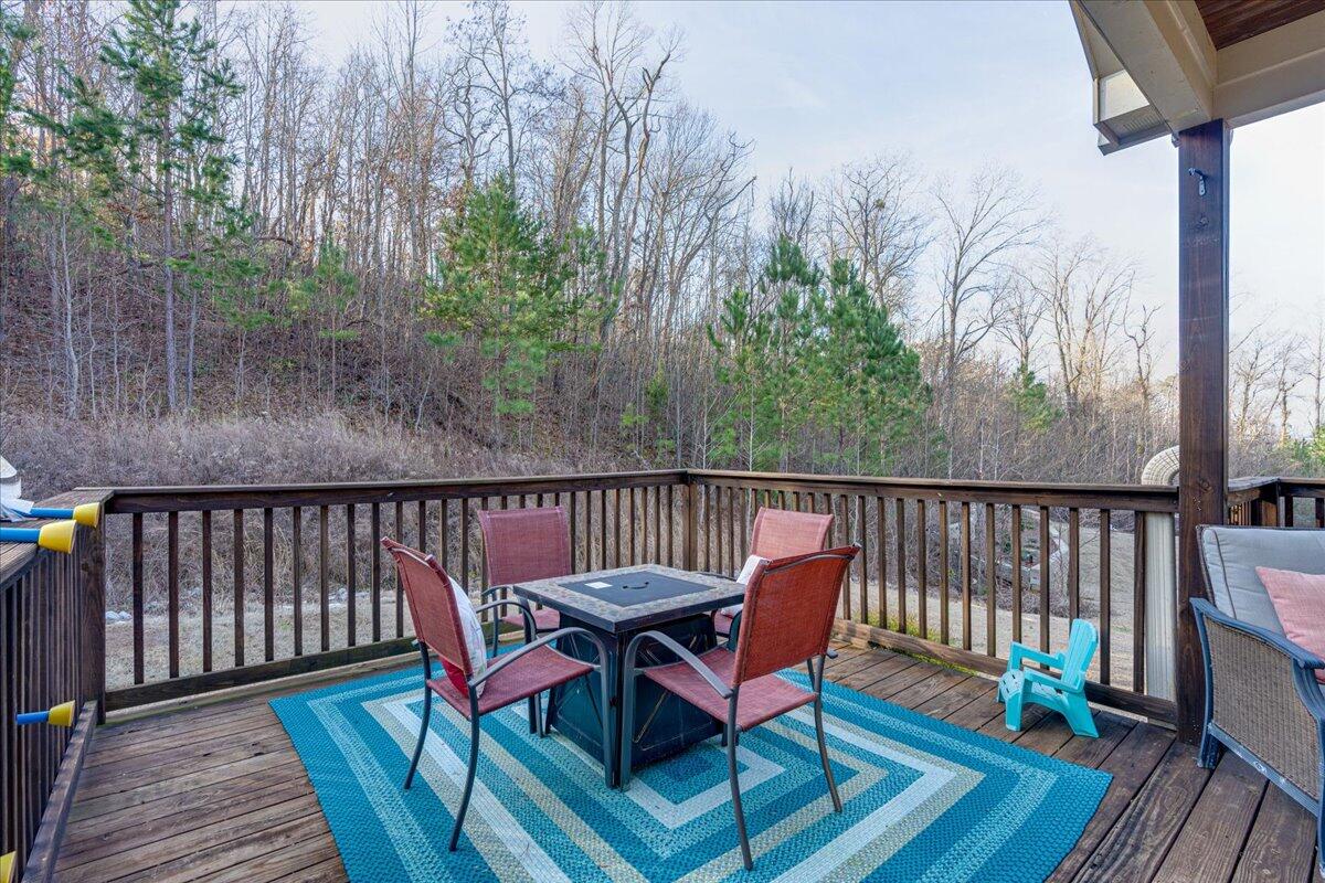 146 Vineyard Boulevard