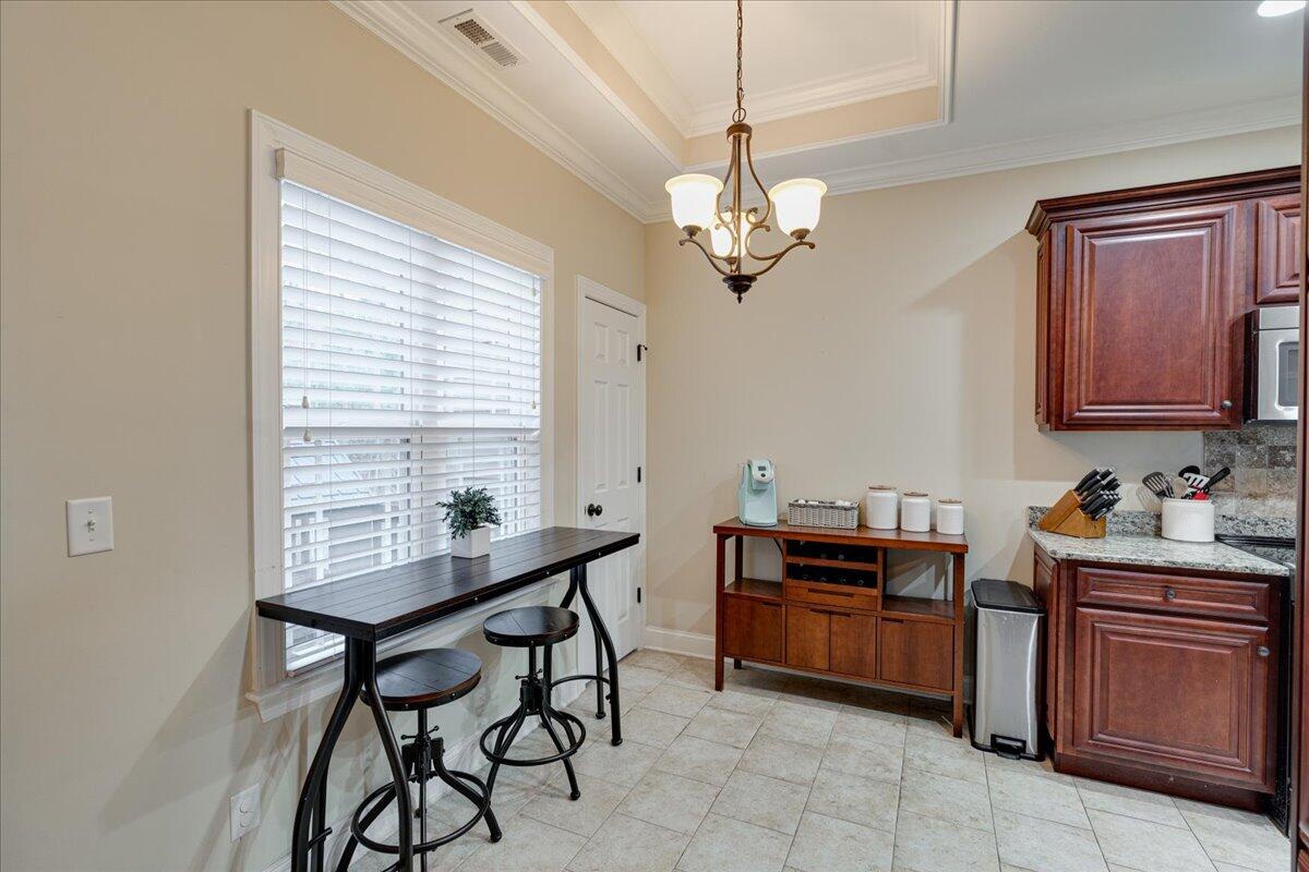 146 Vineyard Boulevard