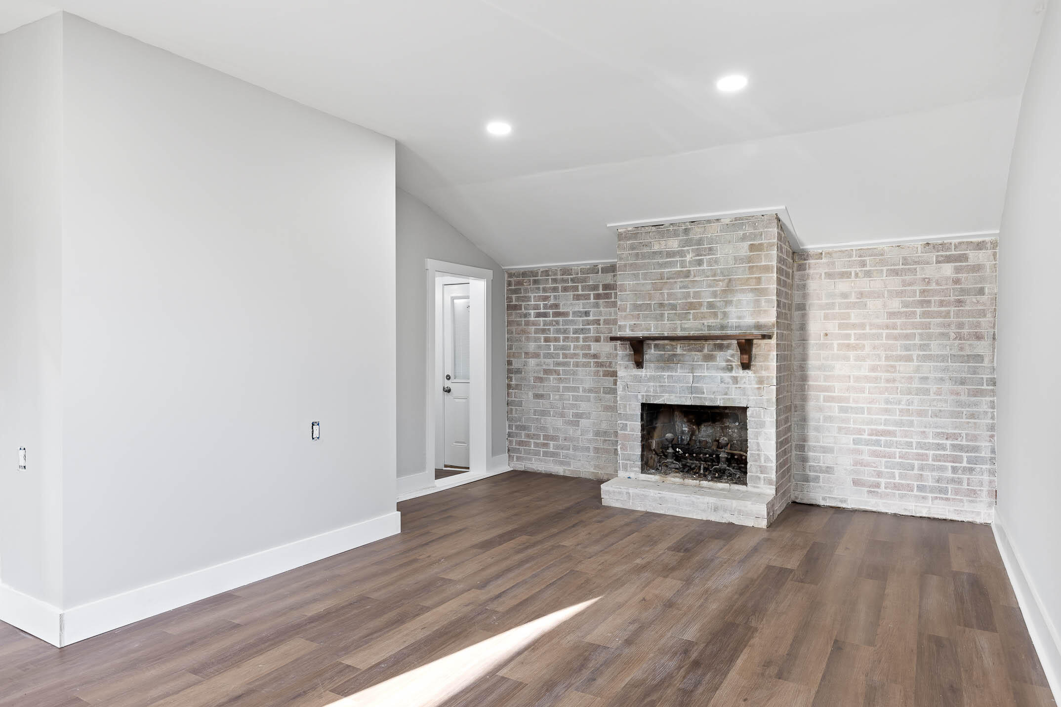 5001 Swan Road