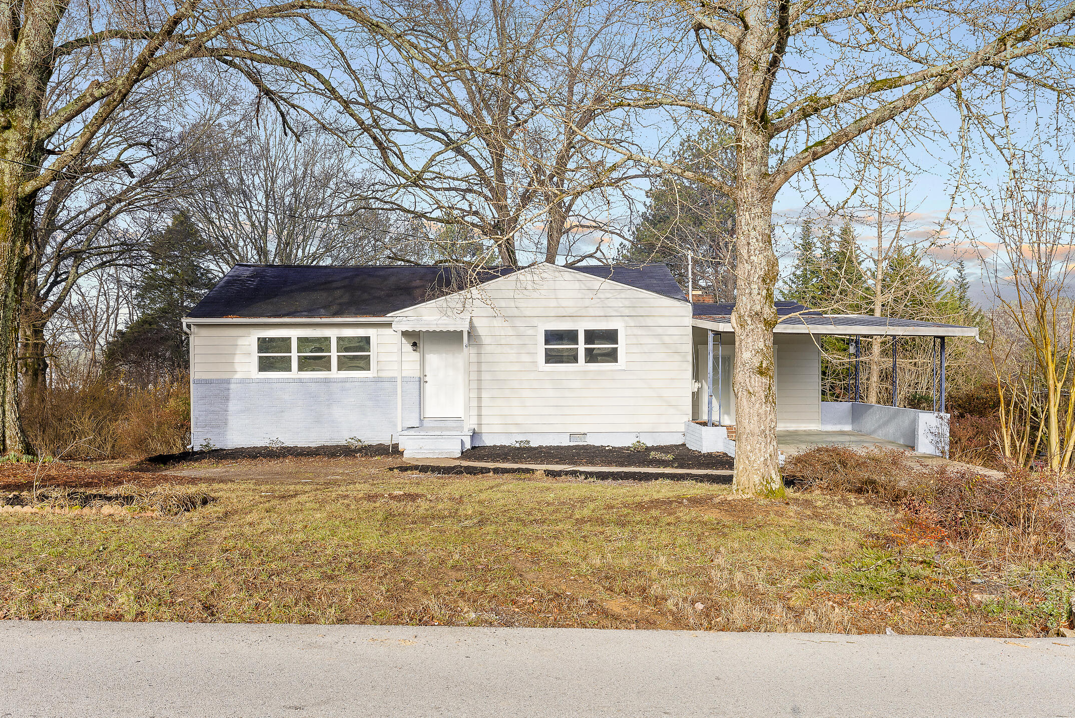 5001 Swan Road