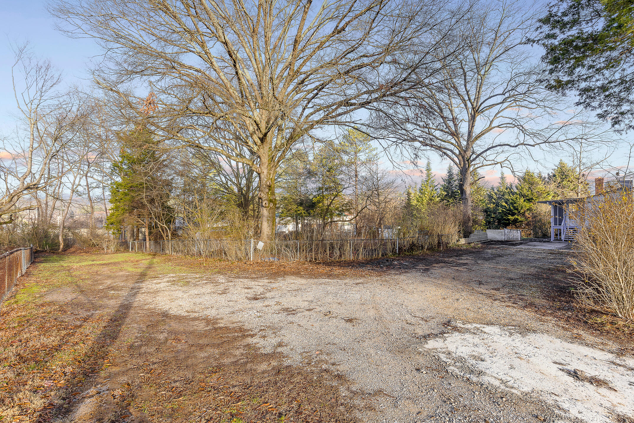 5001 Swan Road