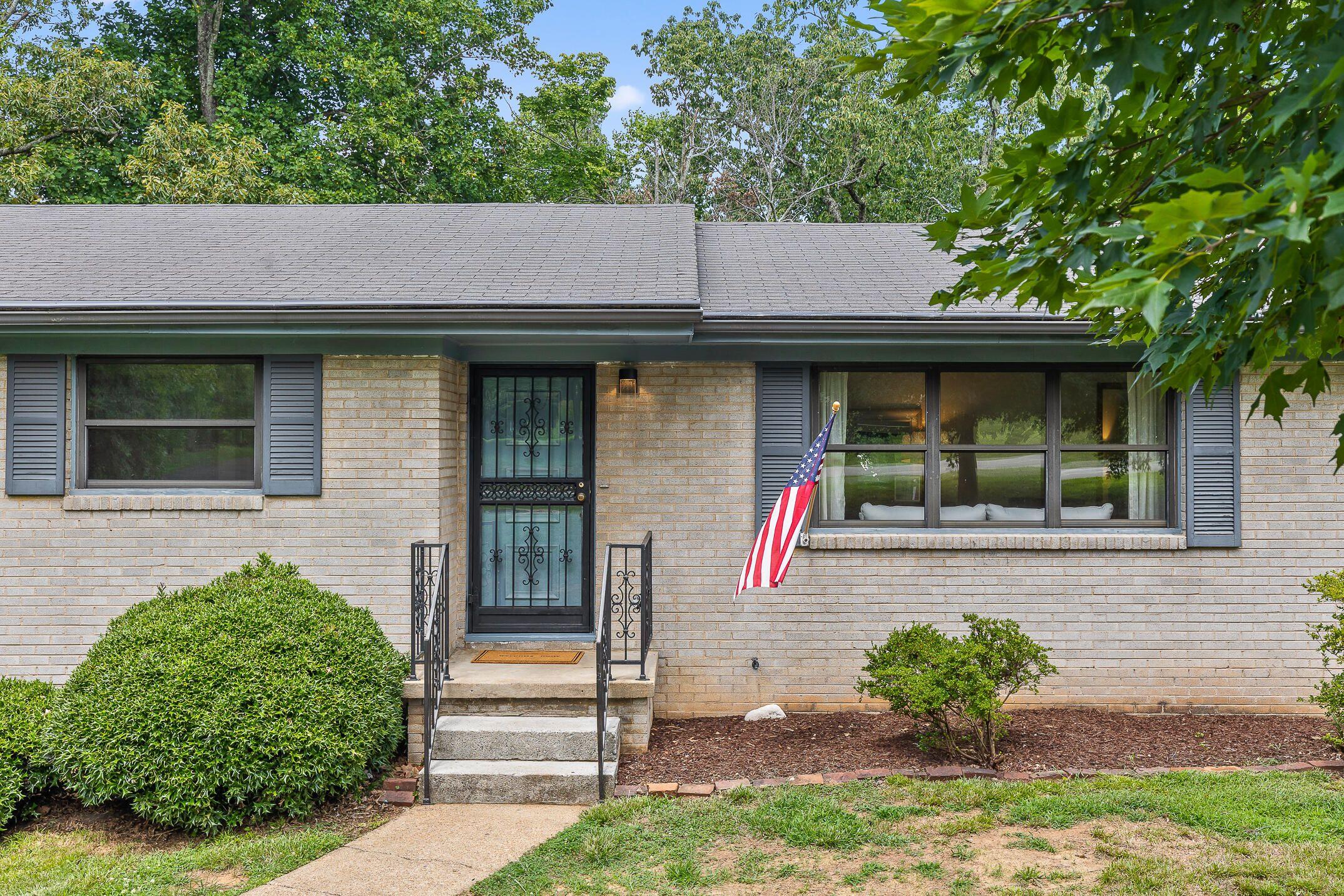 517 Randall Street