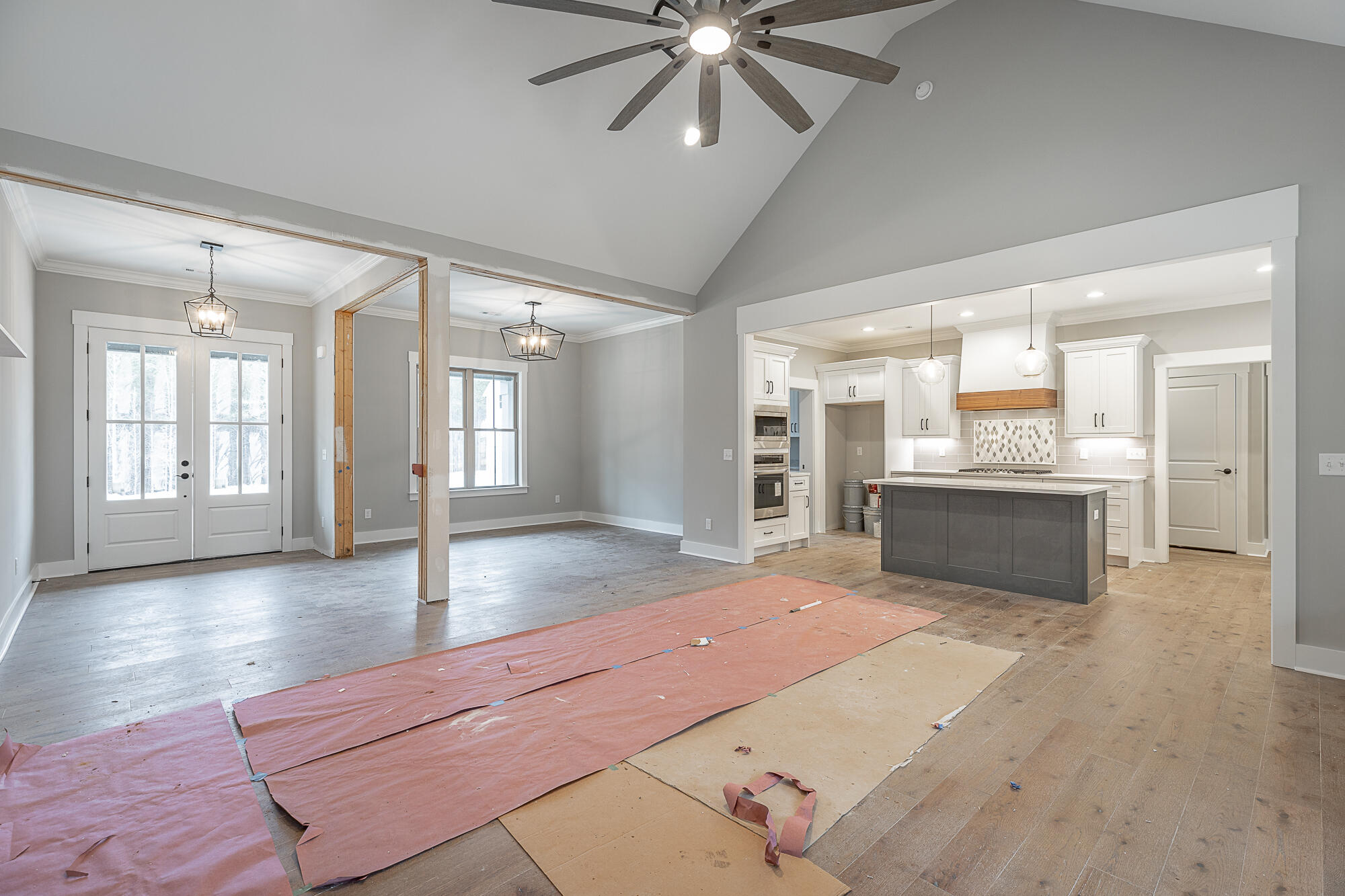 813 Equestrian Drive
