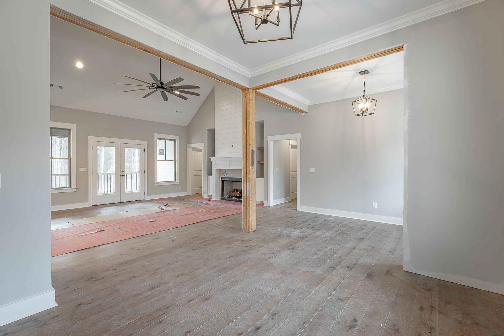 813 Equestrian Drive