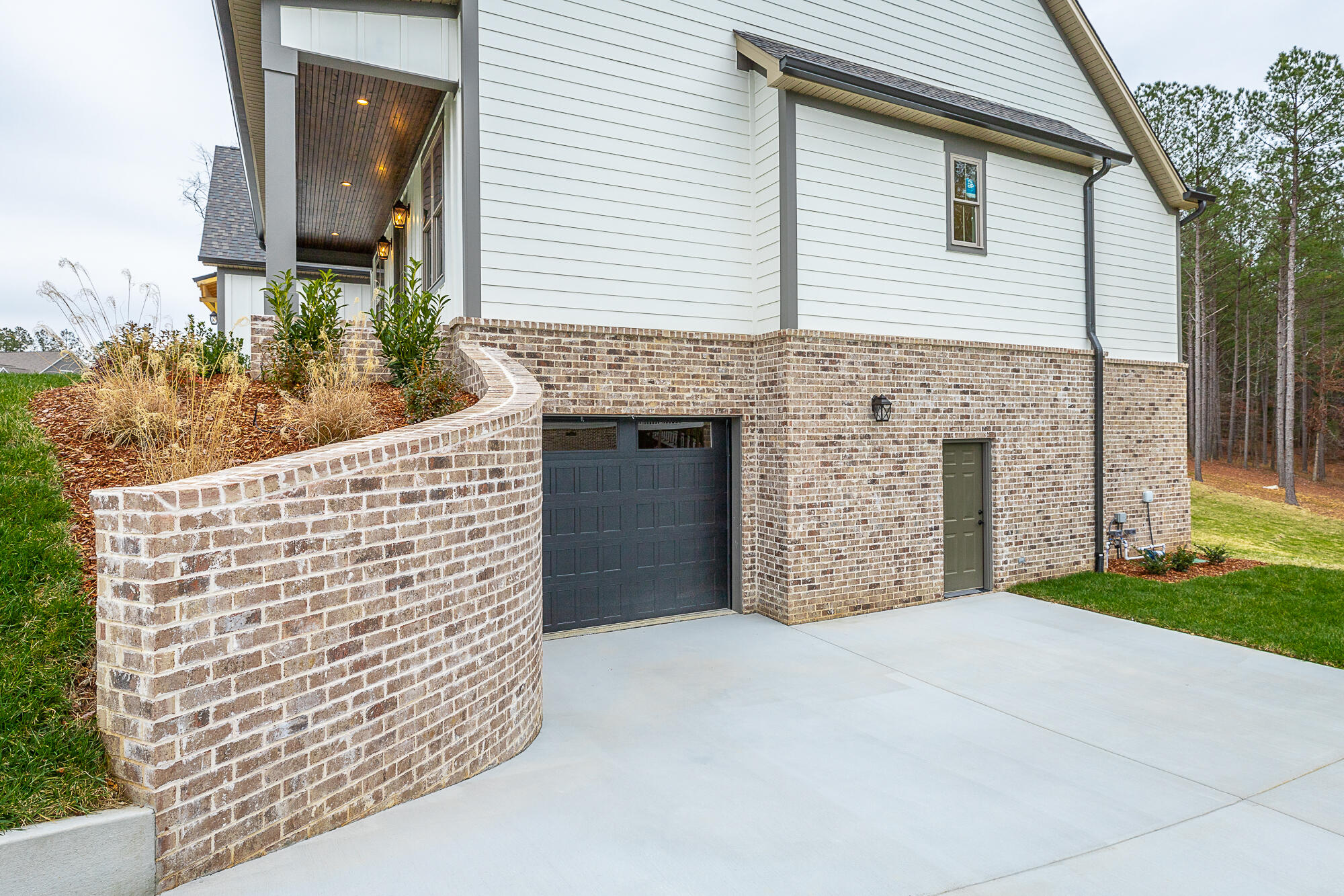 813 Equestrian Drive