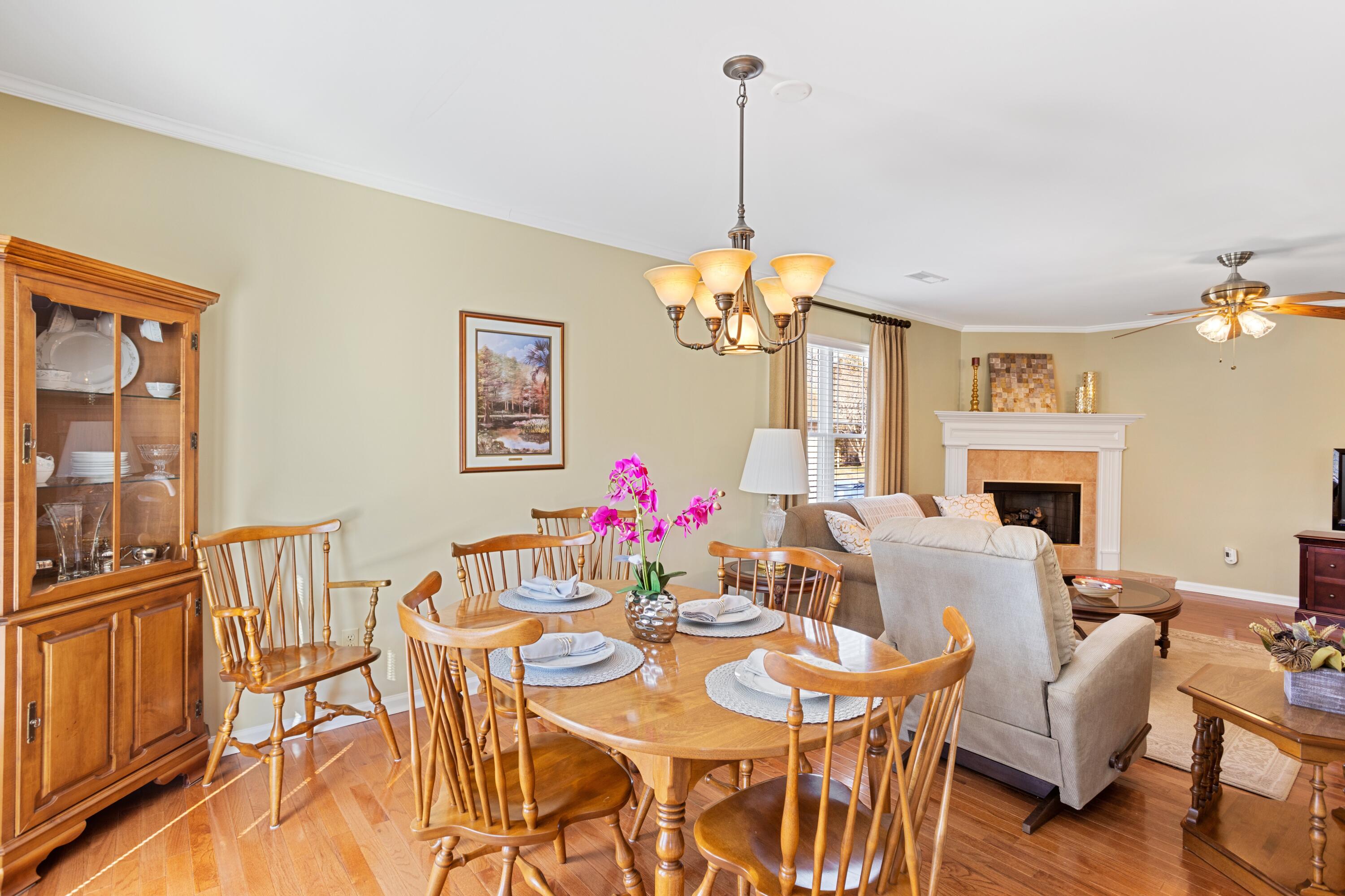 4608 Woodland Lane