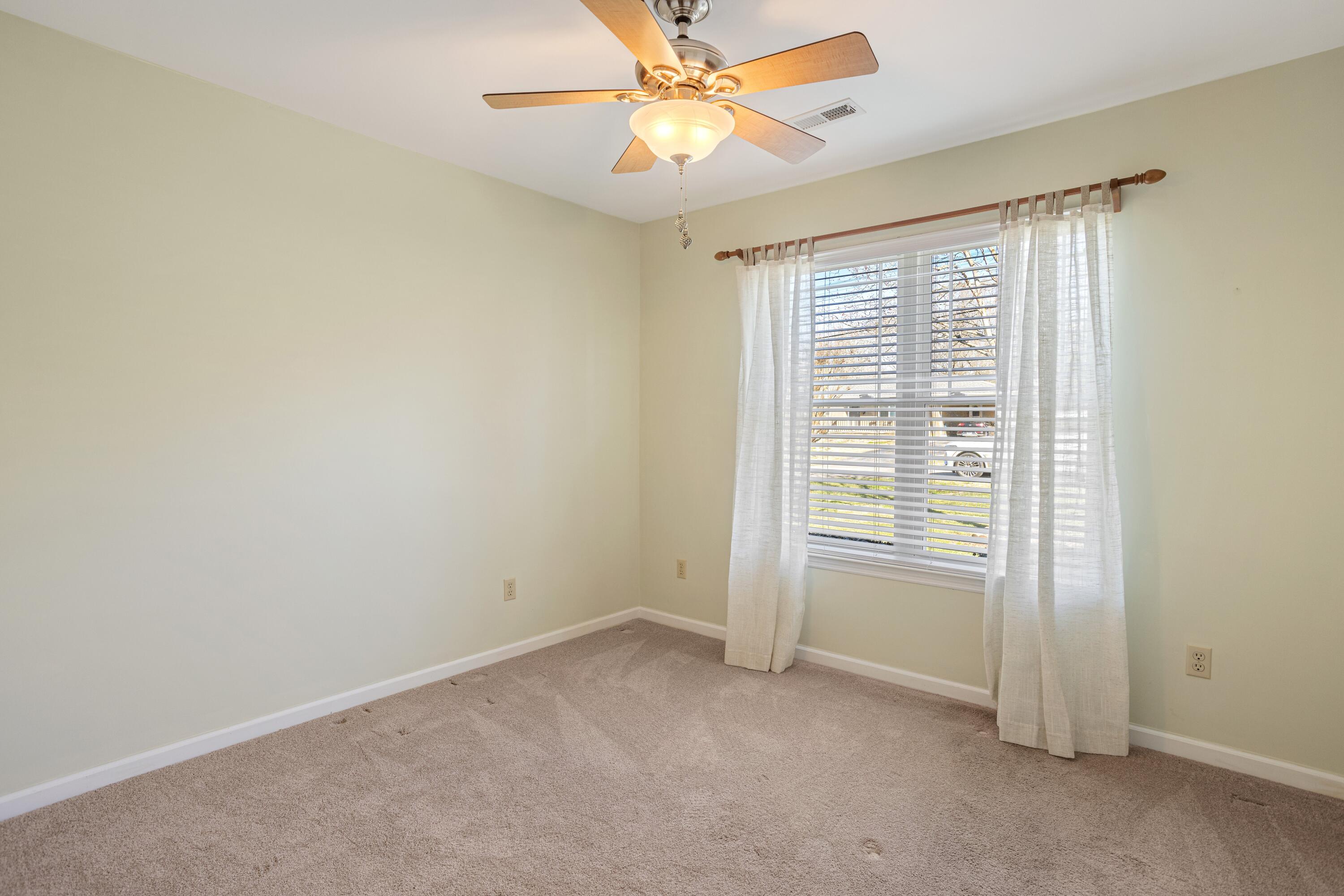 4608 Woodland Lane