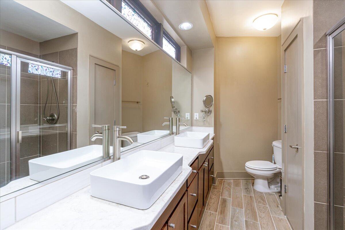 129 Walnut 028 Street