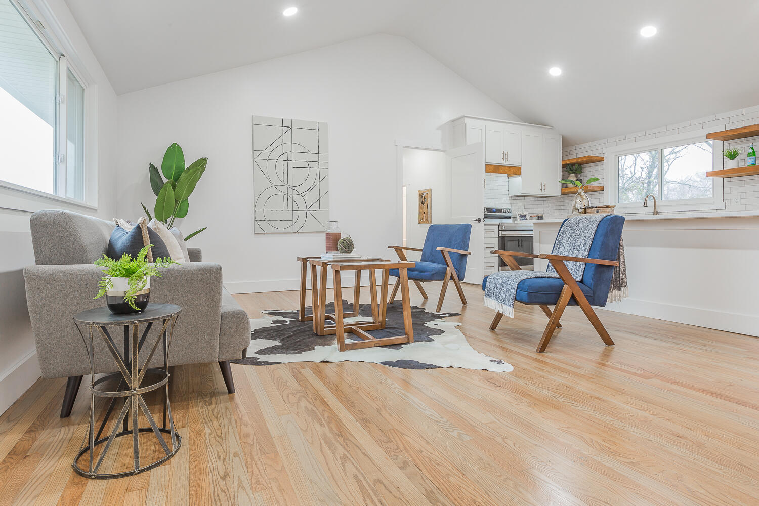 3402 Shadowlawn Drive