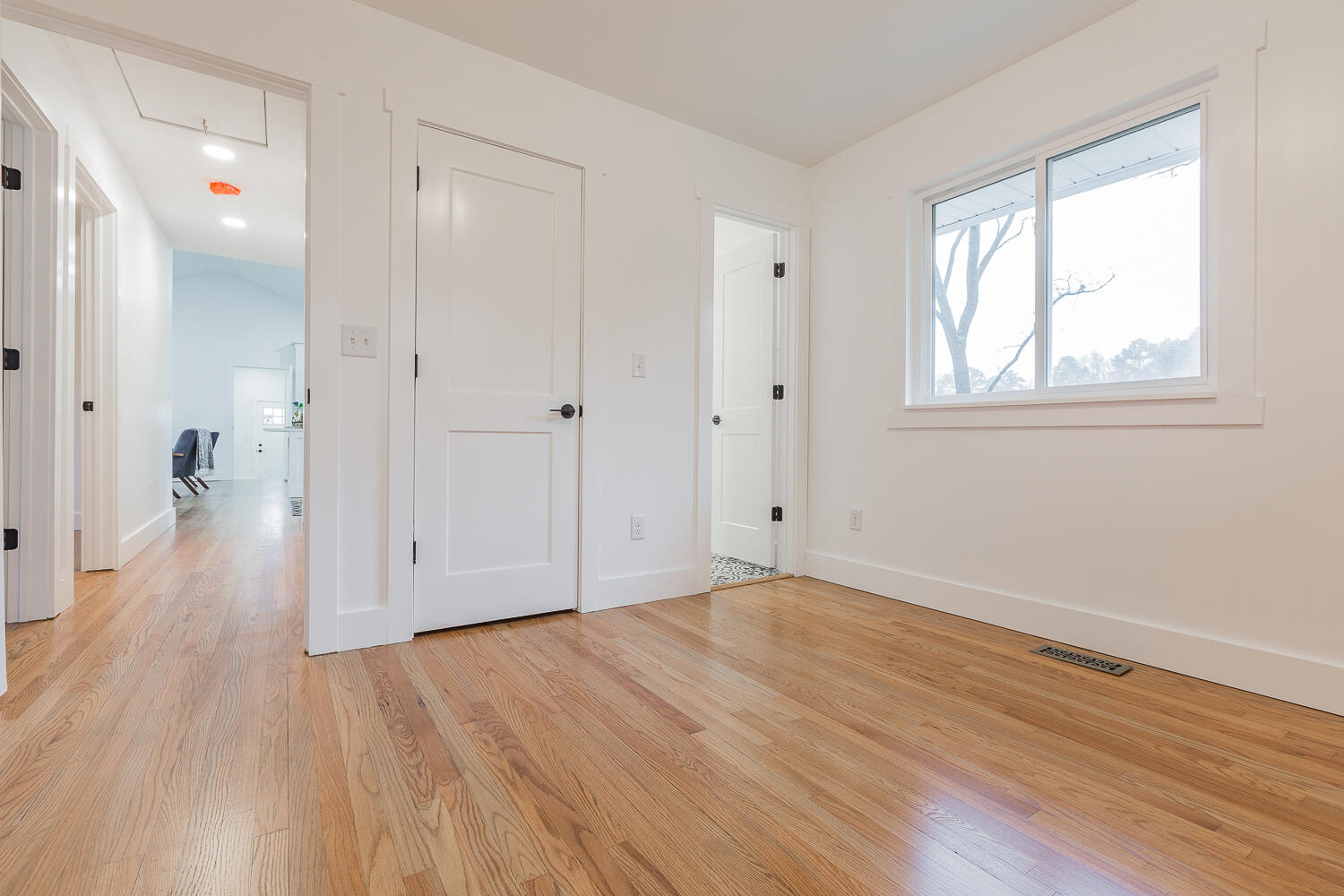 3402 Shadowlawn Drive