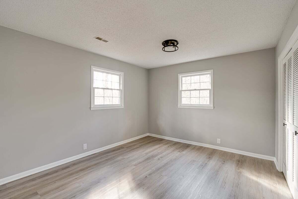 4104 E Jimmy Drive