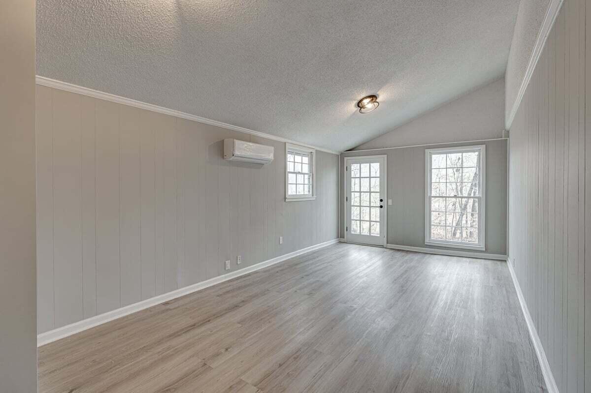 4104 E Jimmy Drive