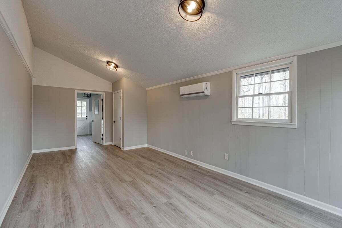 4104 E Jimmy Drive